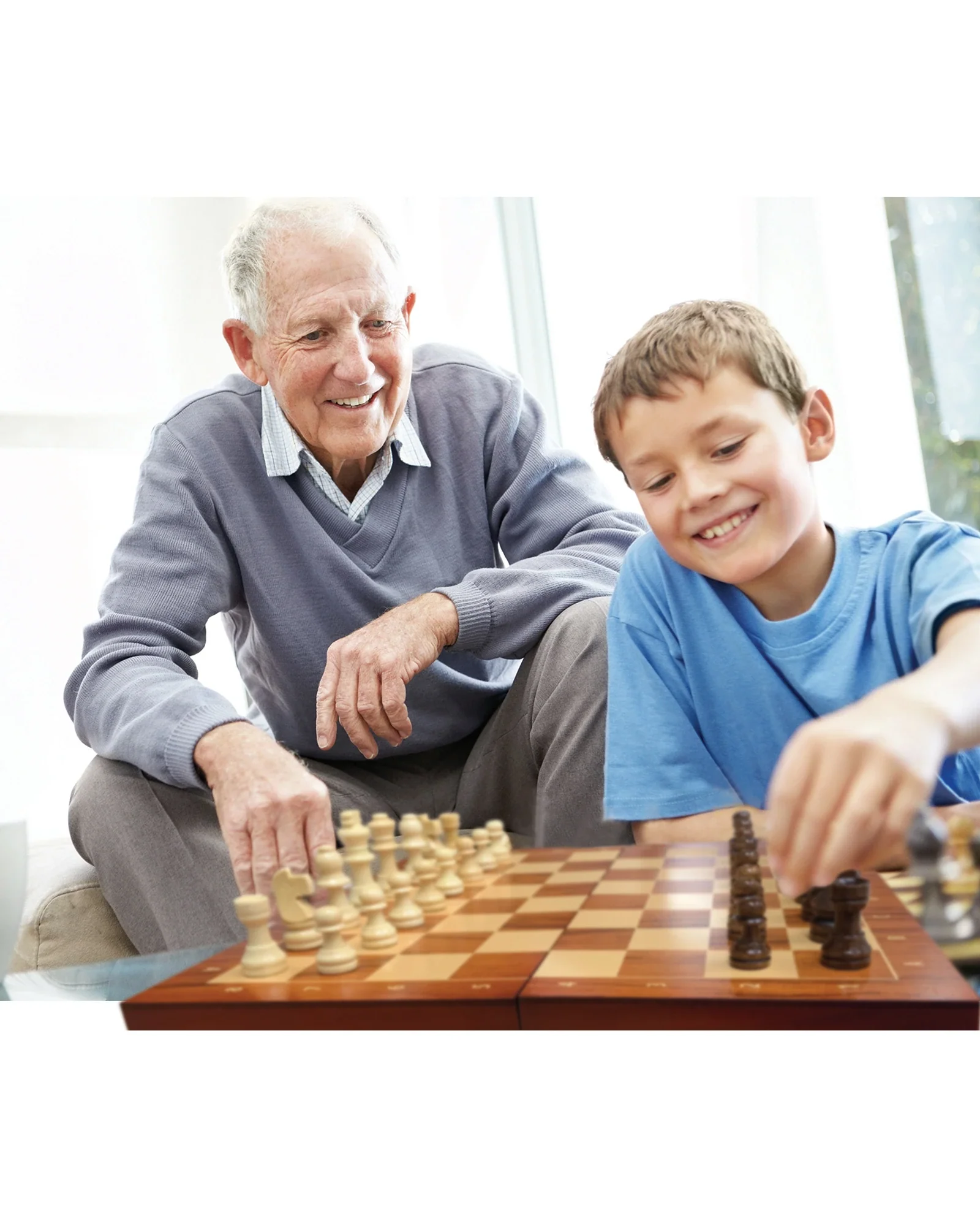 Folding Wood Chess Set - Image 3