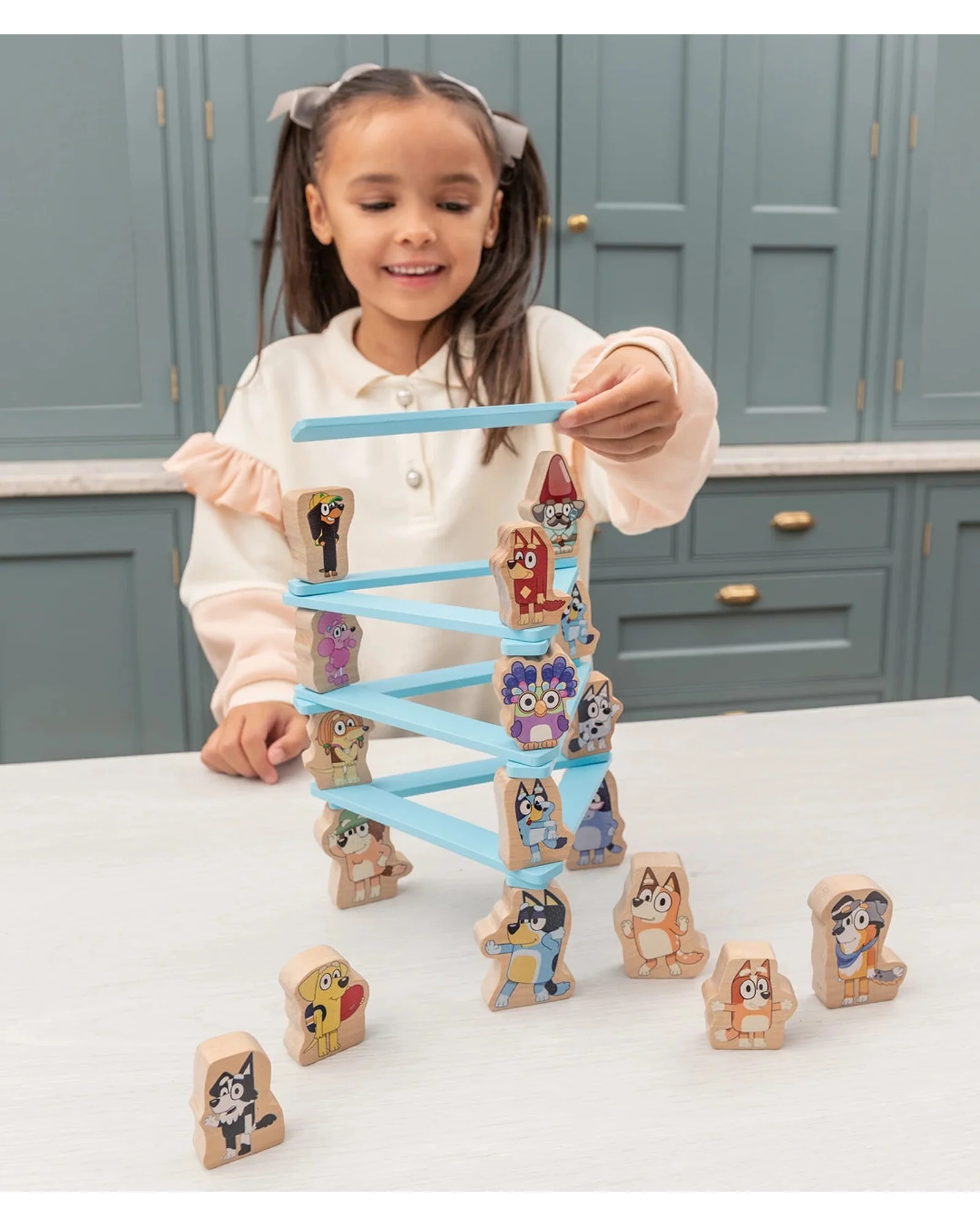 Bluey Wooden Stacking Game - Image 3