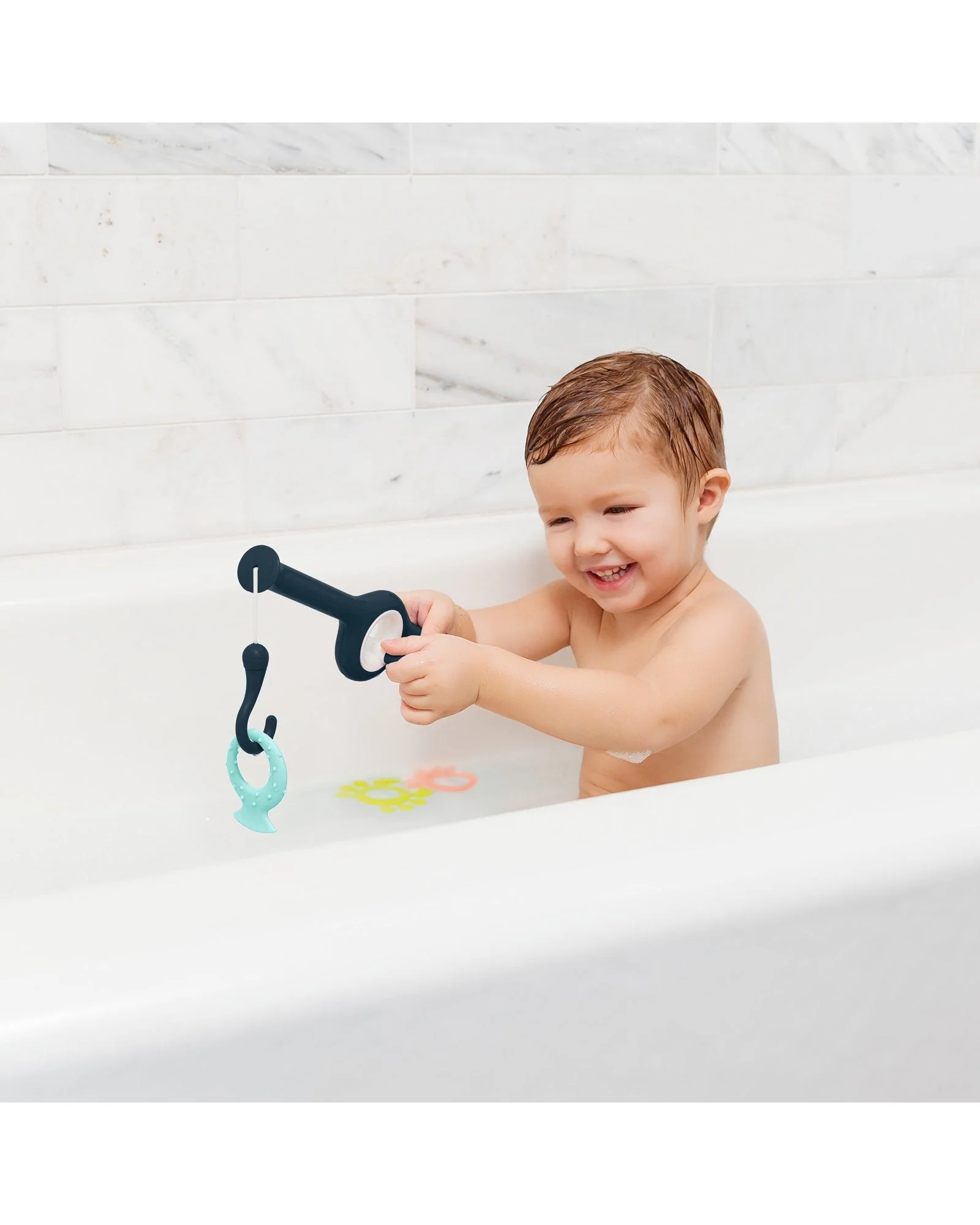 Boon Cast Fishing Pole Bath Toy - Image 3