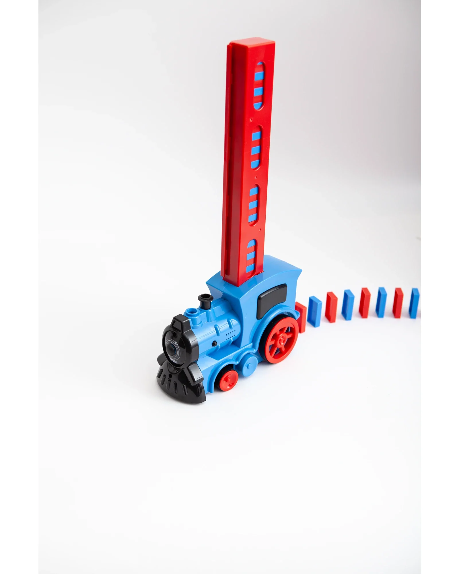 Domino Steam Train - Image 7
