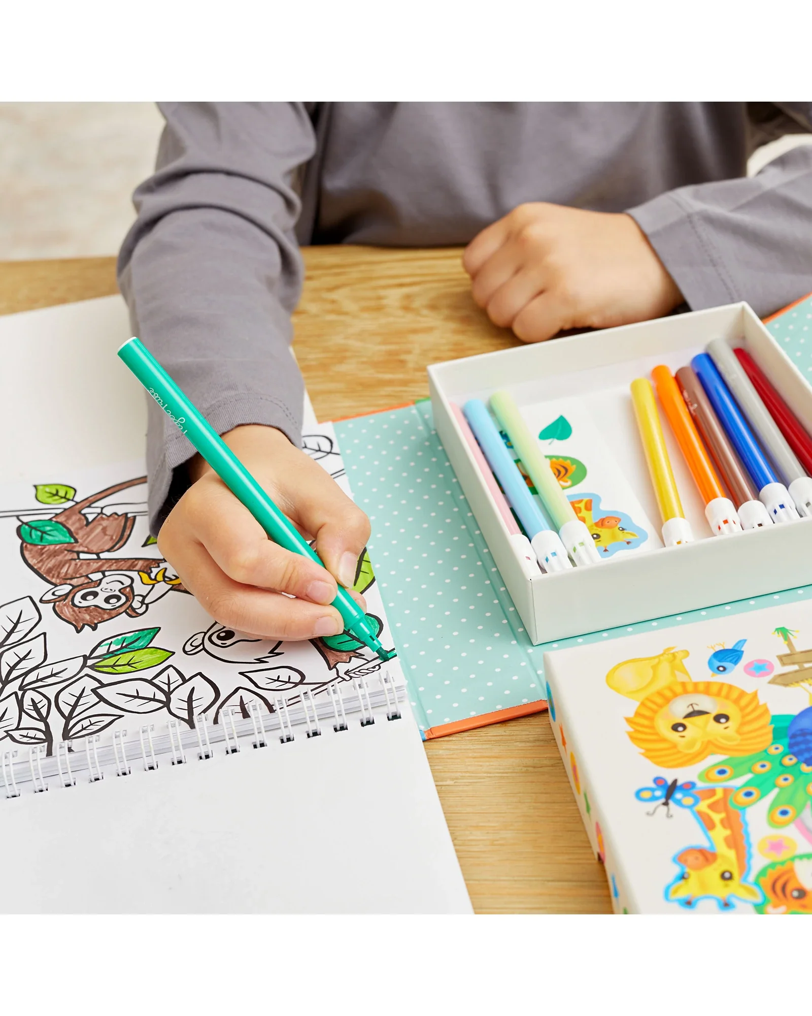 Colouring Set - Zoo - Image 9