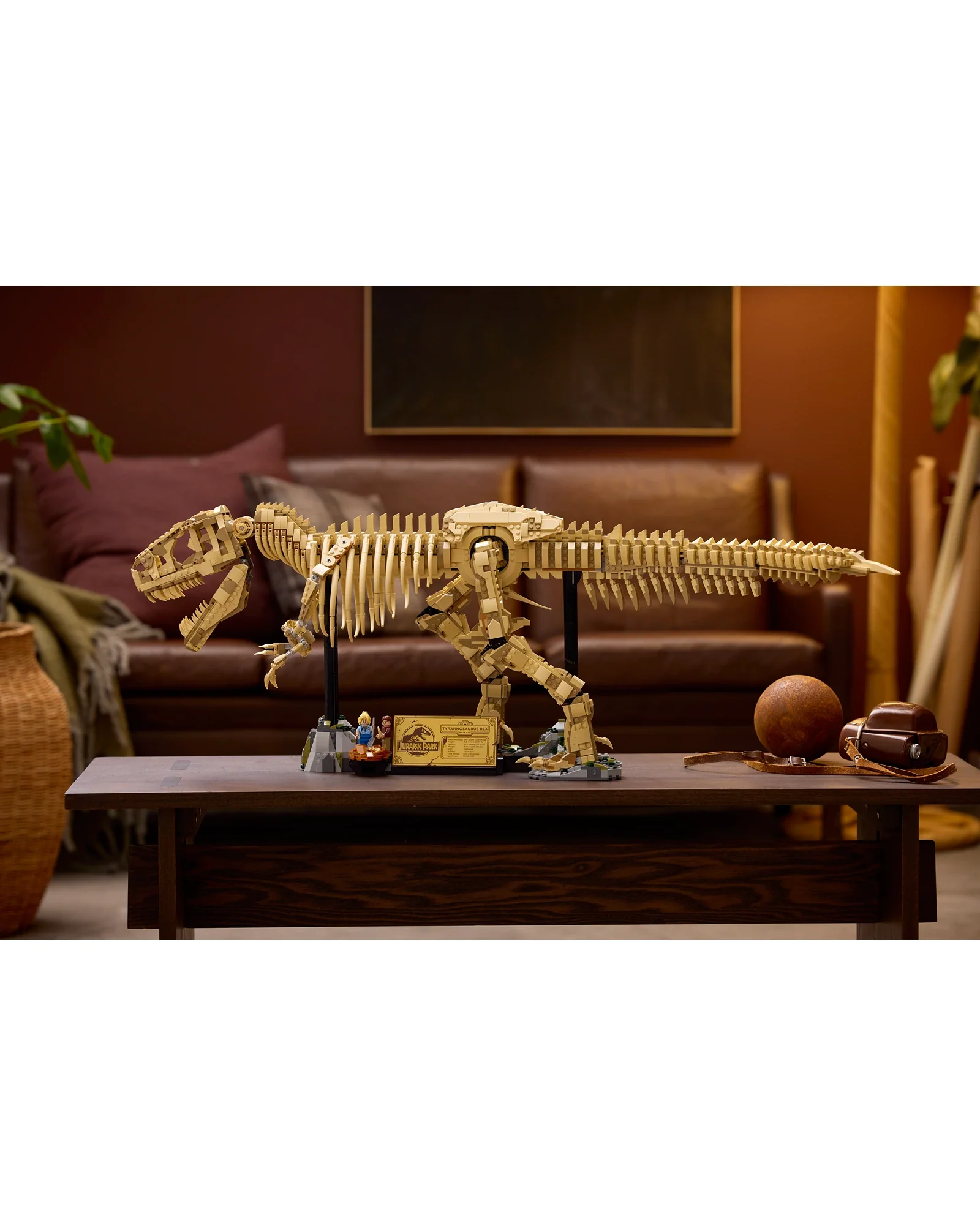 76968 Dinosaur Fossils: Tyrannosaurus rex - Image 3