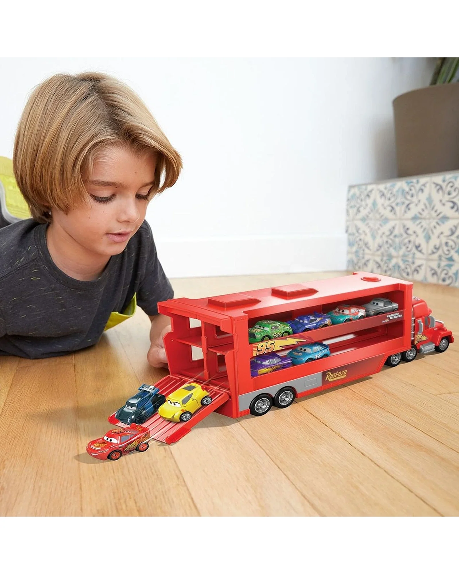 Disney Pixar Cars Mack Mini Racers Hauler - Image 5