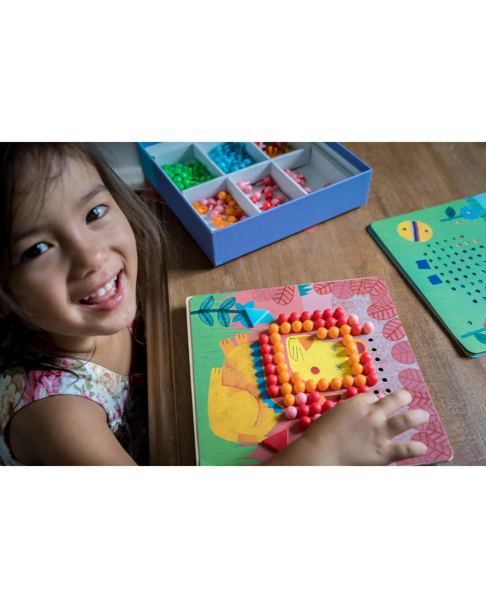 Djeco Animo Mosaico Peg Board - Image 10