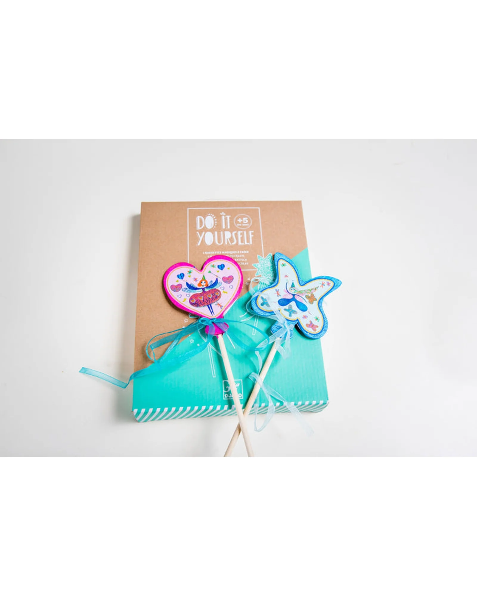 Djeco Do It Yourself Little Fairy Wands - Image 3