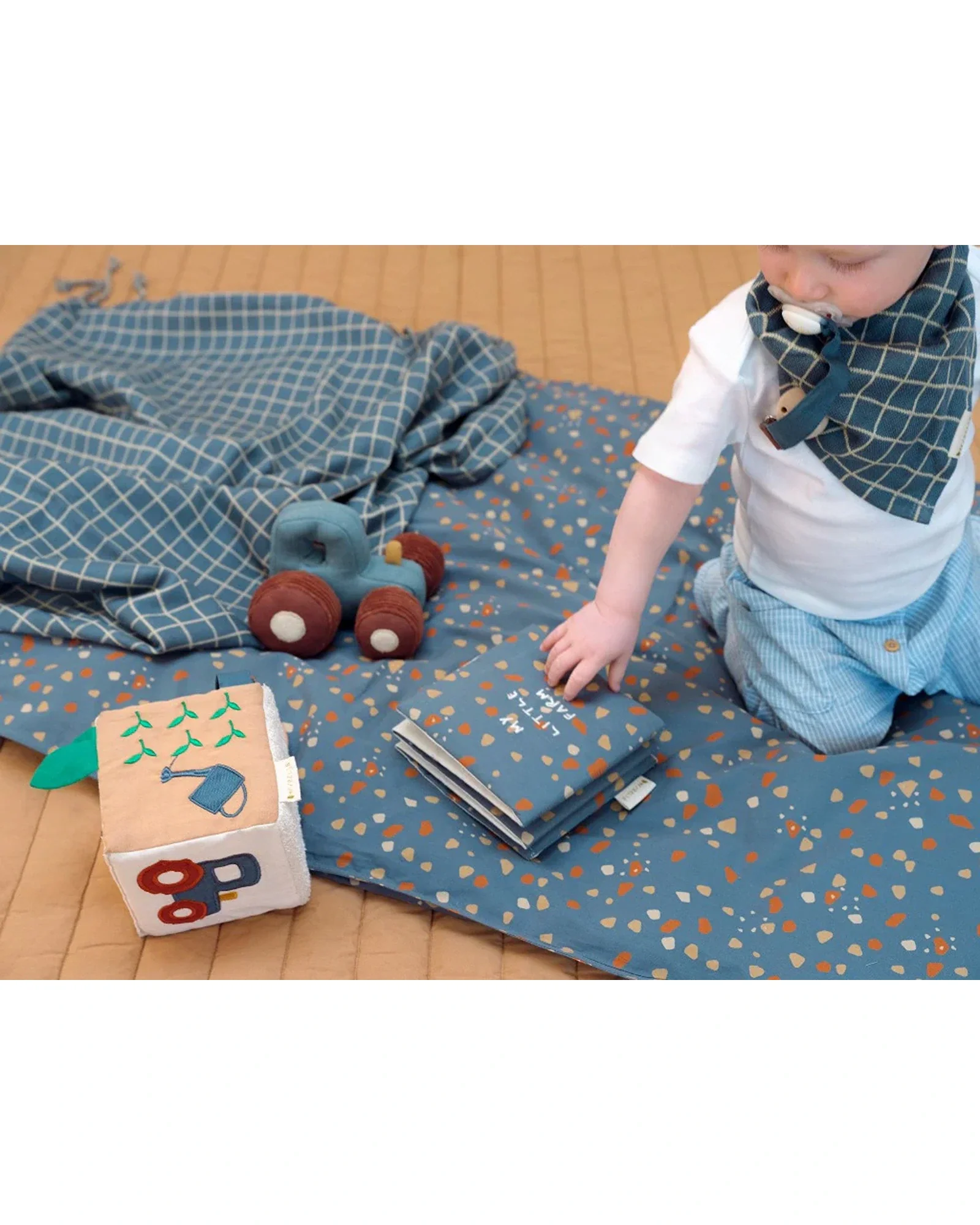 Fabelab - Fabric Cube - My Little Farm - Image 3