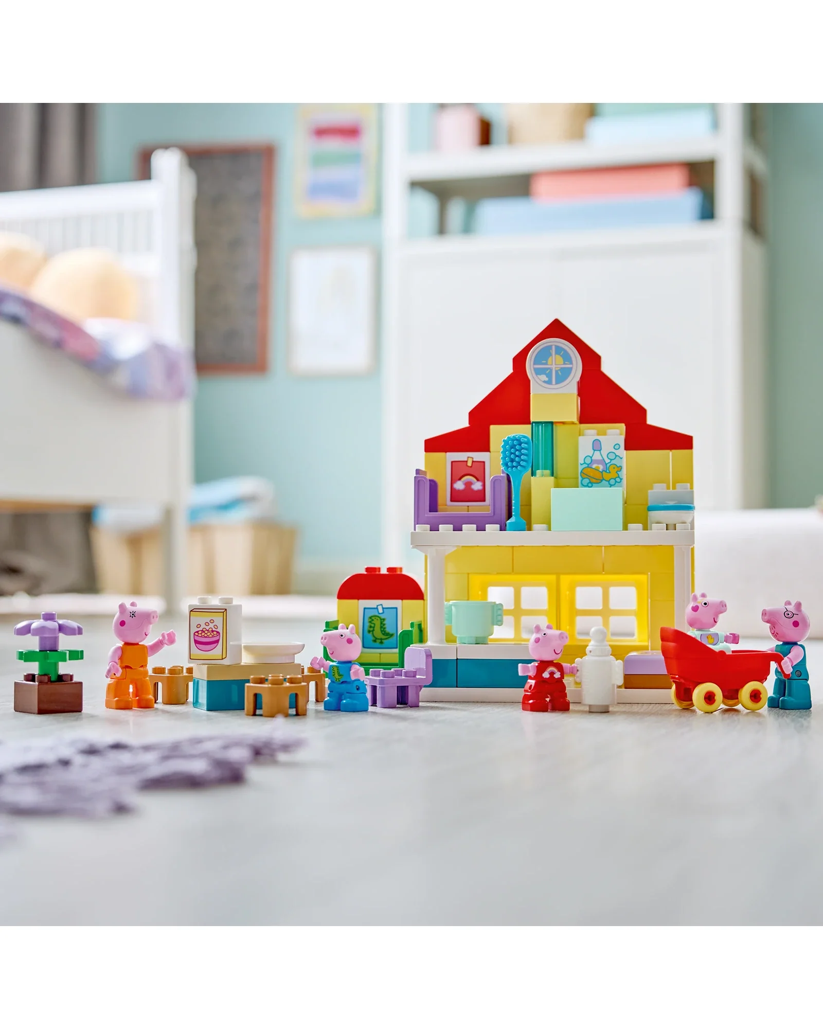10467 Family House - Image 5