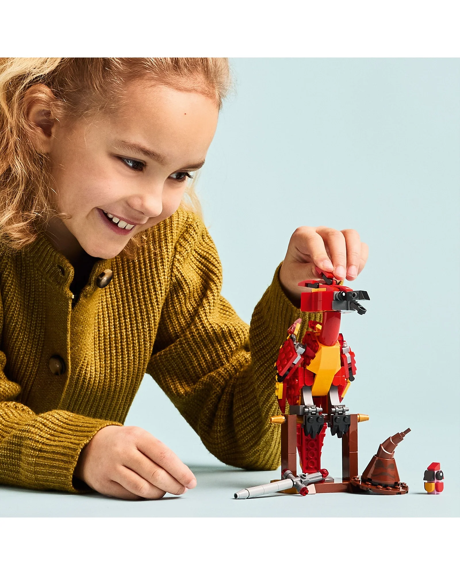 76448 Fawkes™: Dumbledore's Phoenix - Image 2