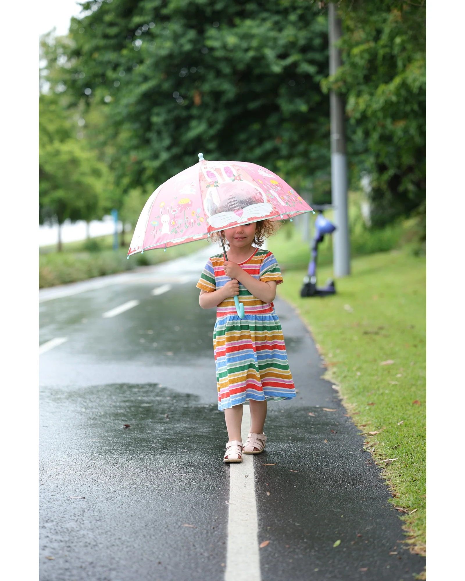 Gift Junction Colour Changing Dome Umbrella Bunnies - Image 9