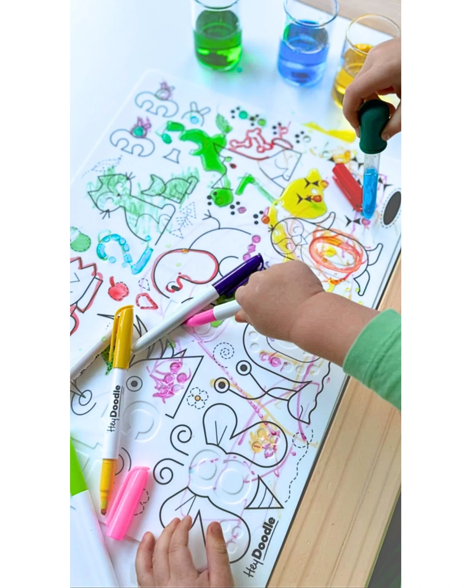 HeyDoodle Wild Digits Sensory Colouring & Doodle Mat - Image 8