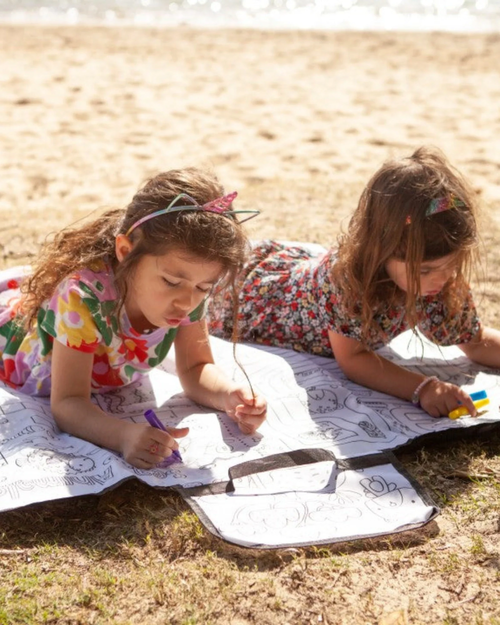 Picnic Blanket Colouring Fun V2 - Image 4