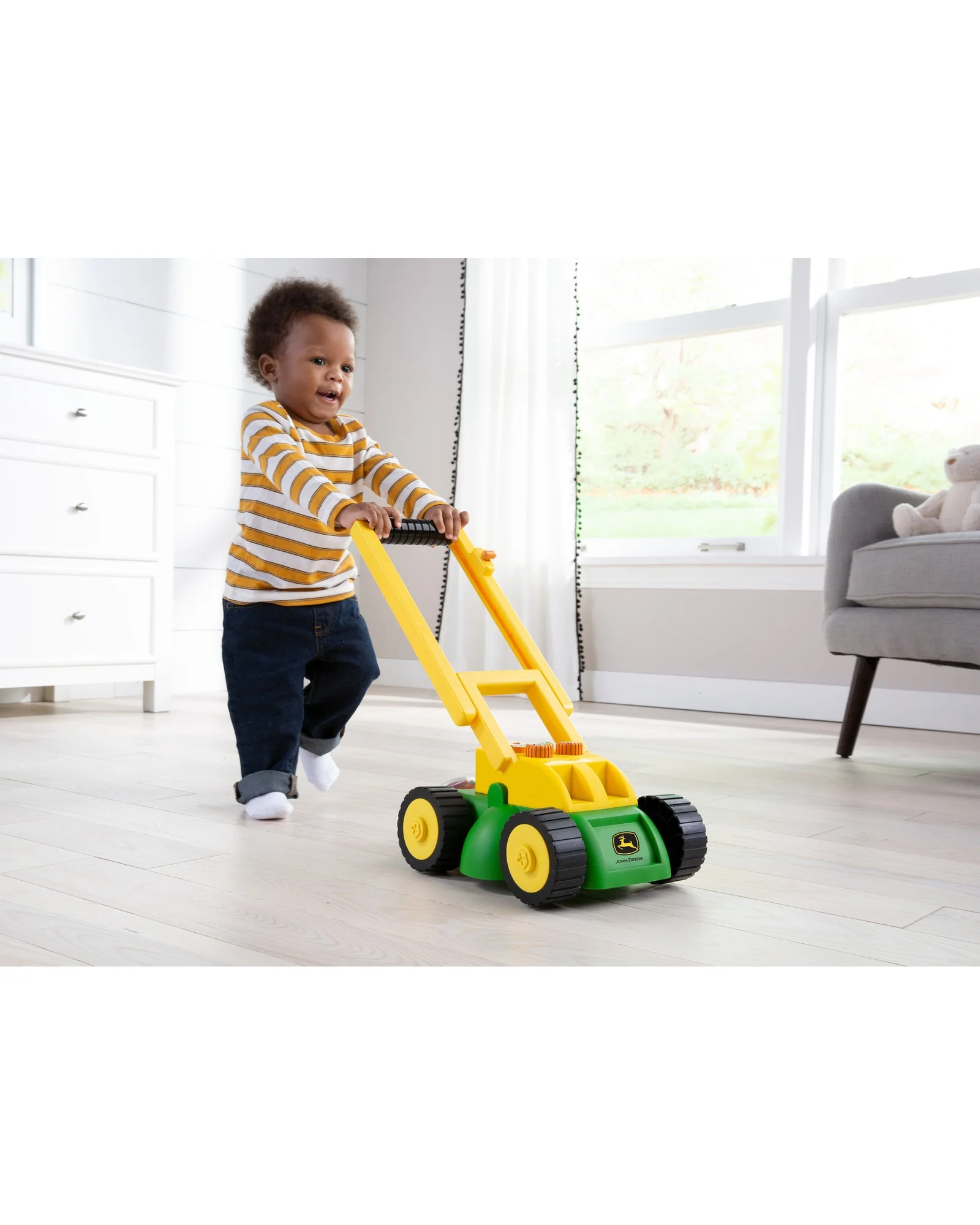 John Deere Lawn Mower - Image 5