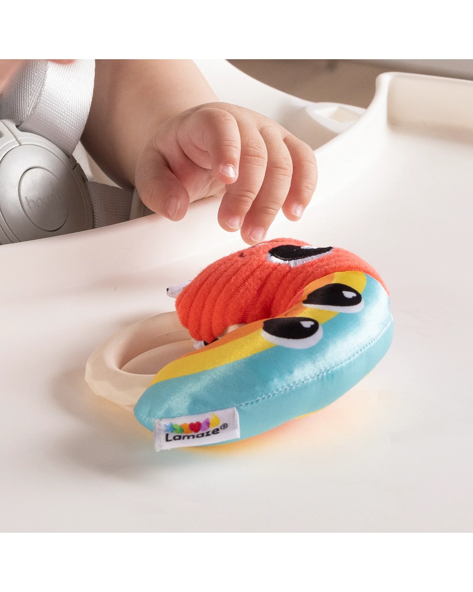 Lamaze Besties Rattle - Image 2