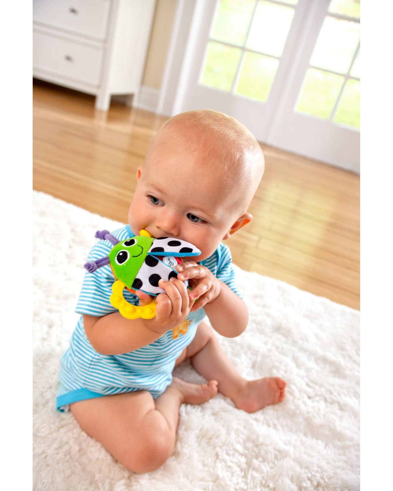 Lamaze Bity Bite Bug Rattle - Image 4