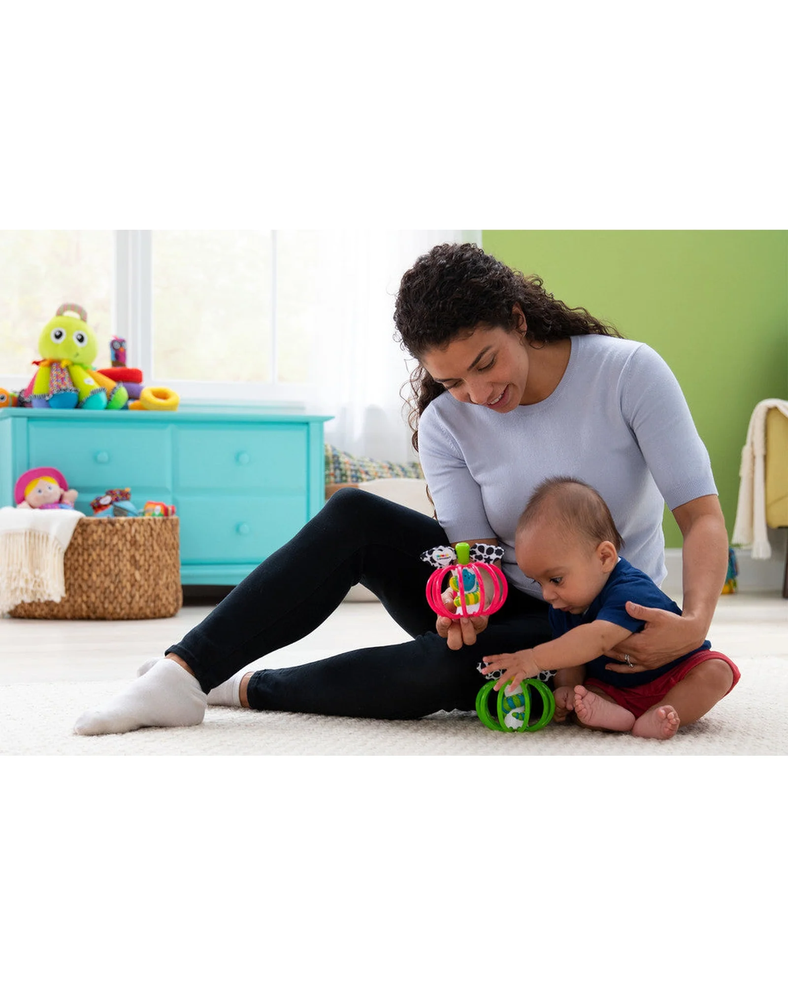 Lamaze Grab Apple Discovery - Image 2