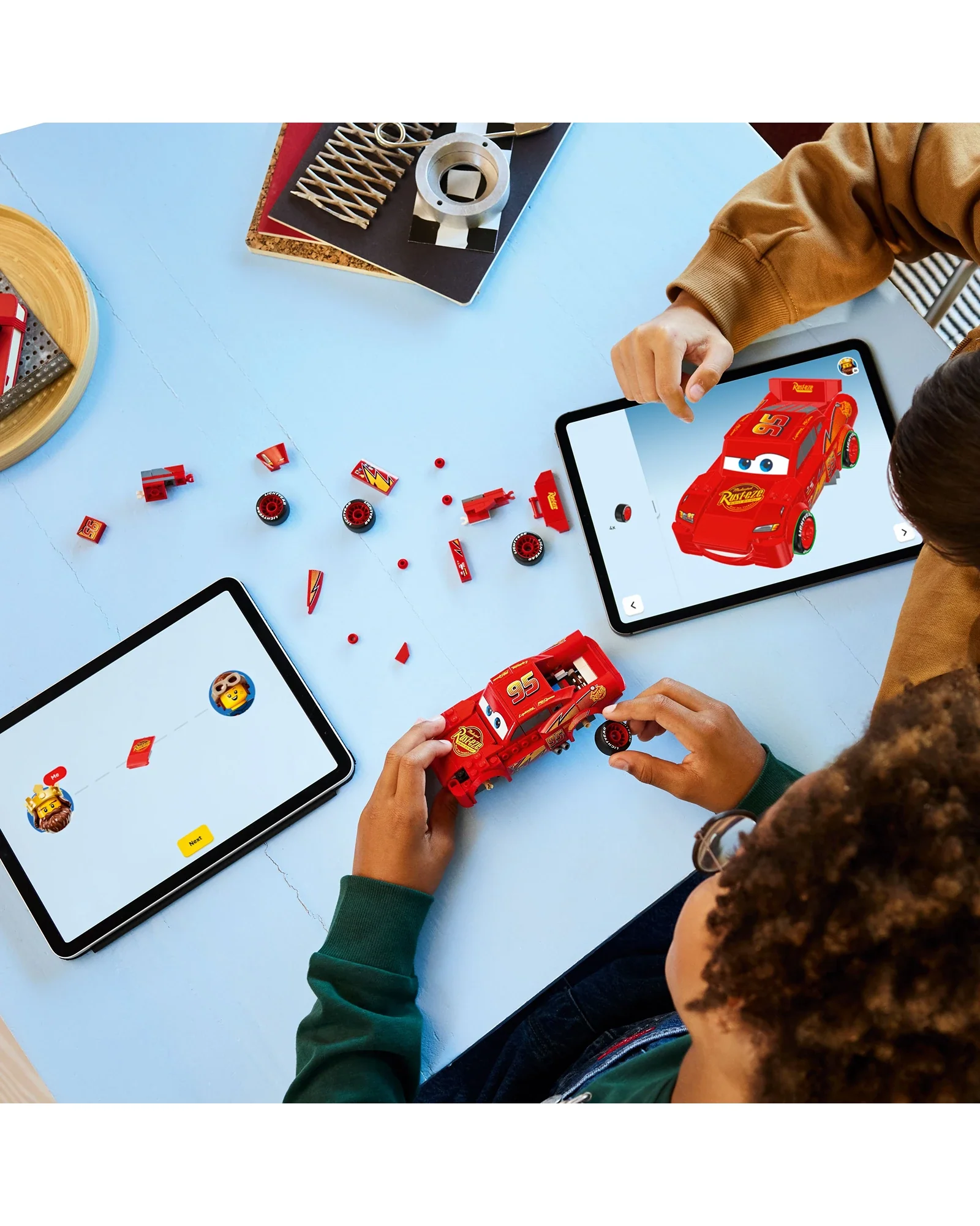 77255 Lightning McQueen - Image 3