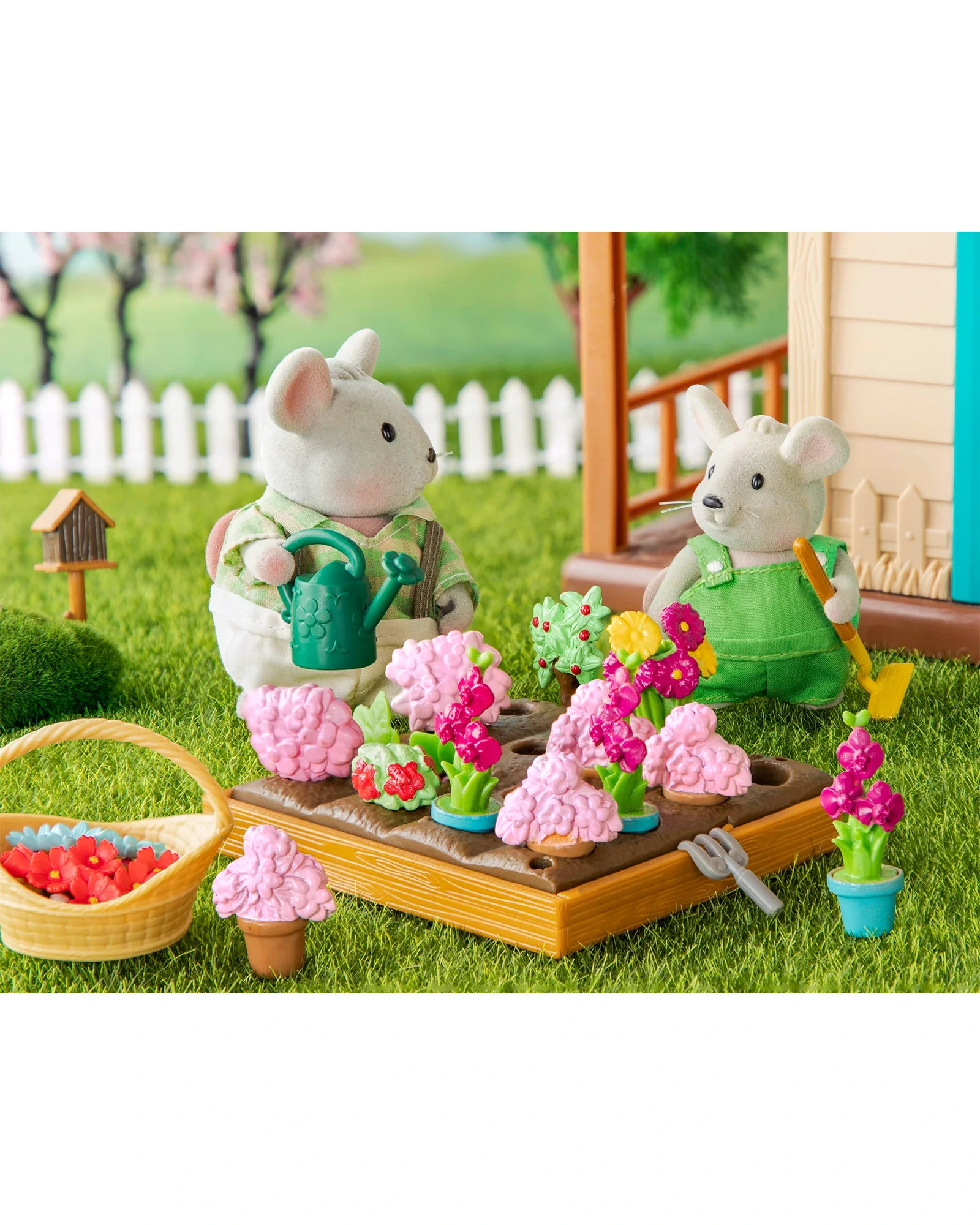Handydandy Mice Family Small Animal Figurines - Image 4