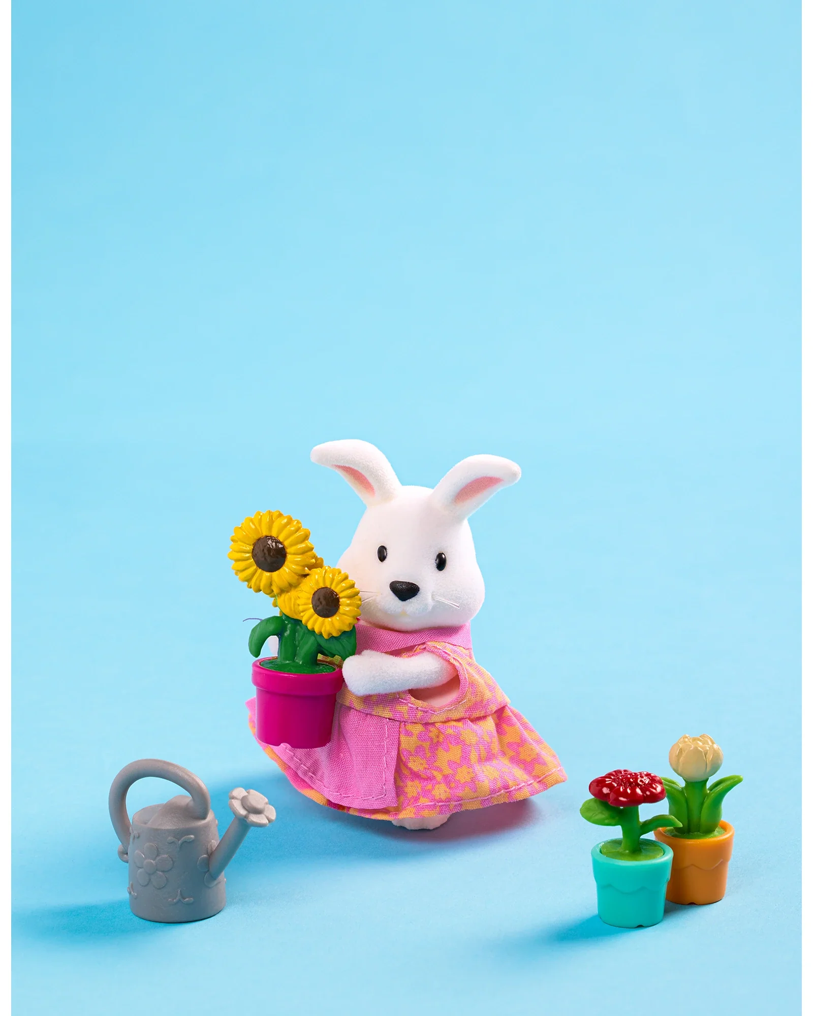 The Hoppingood Rabbits Miniature Animal Figurine Set - Image 9