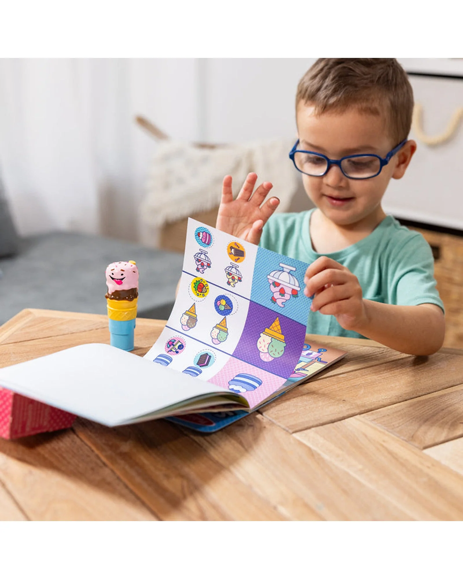 Melissa & Doug Sticker WOW Activity Pad Set Ice Cream - Image 4
