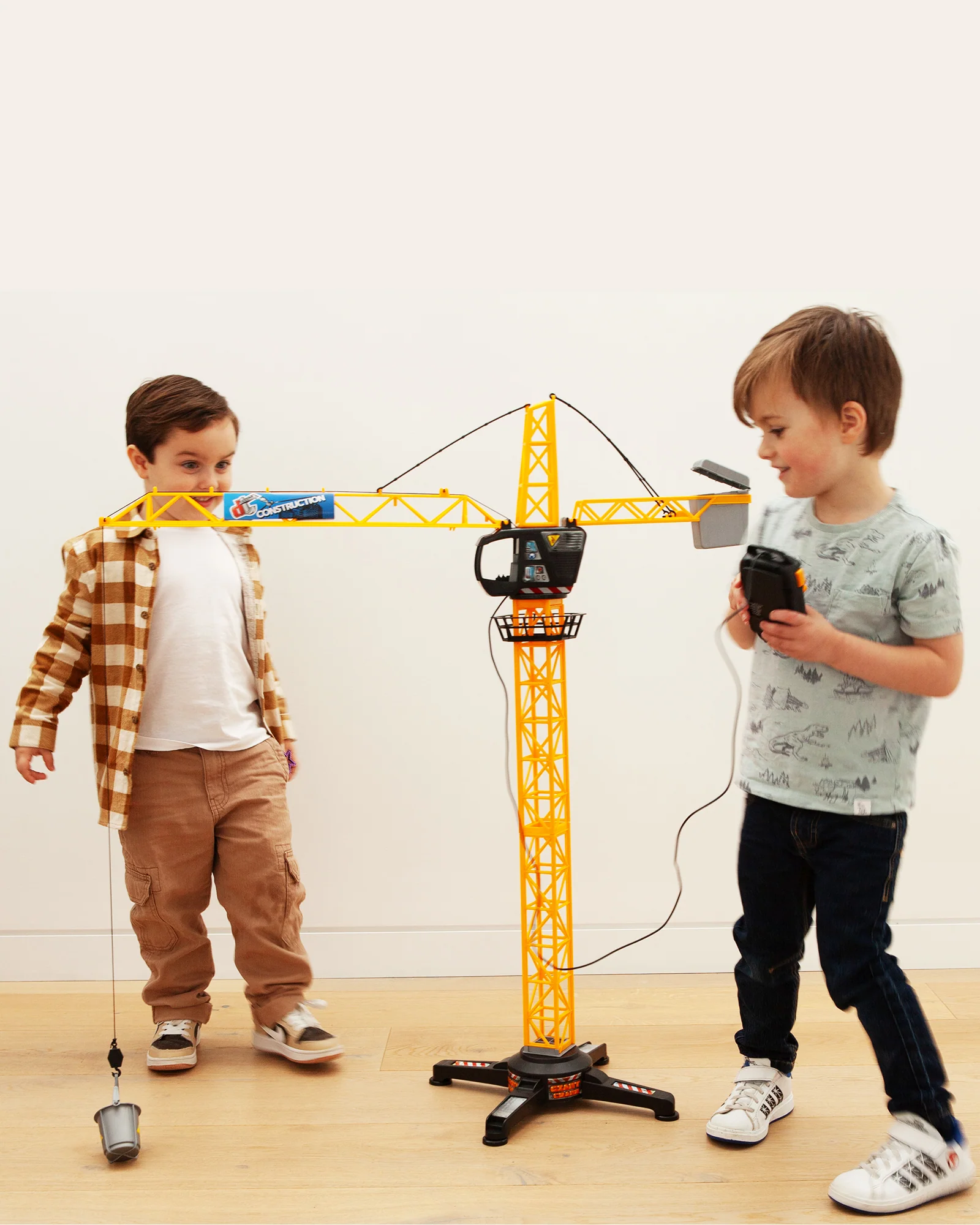 Mega Crane - Image 4