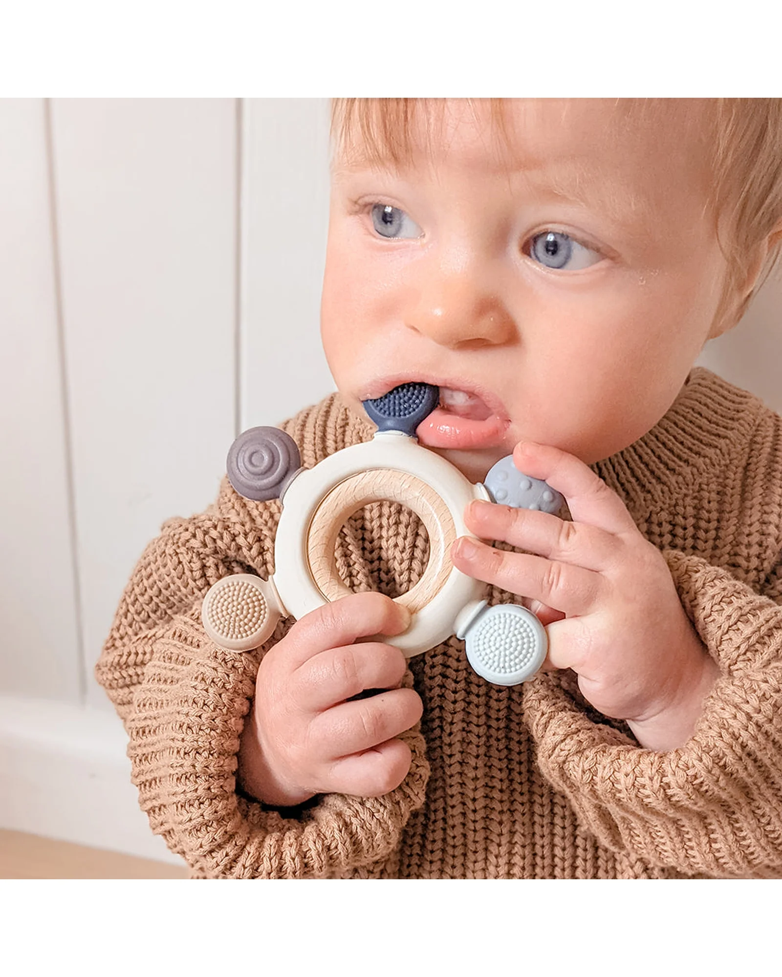 Multi Surface Teething Wheel Steel Blue - Image 4