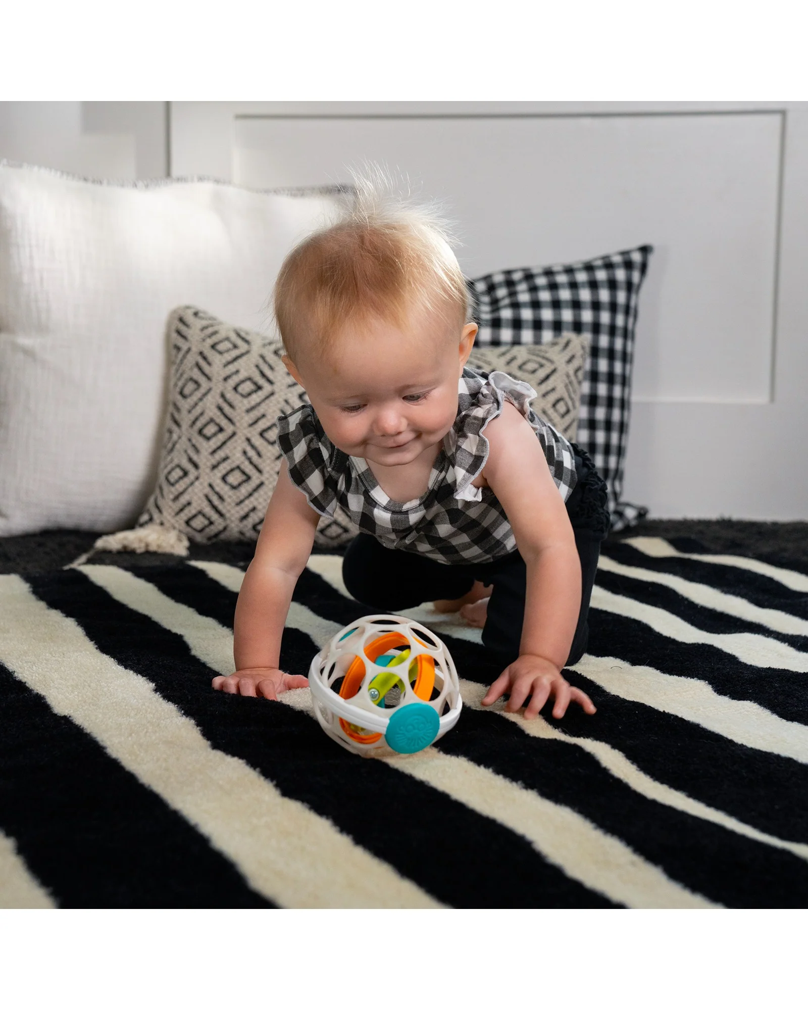 Oball Grip & Spin Oball Rattle Toy - Image 4