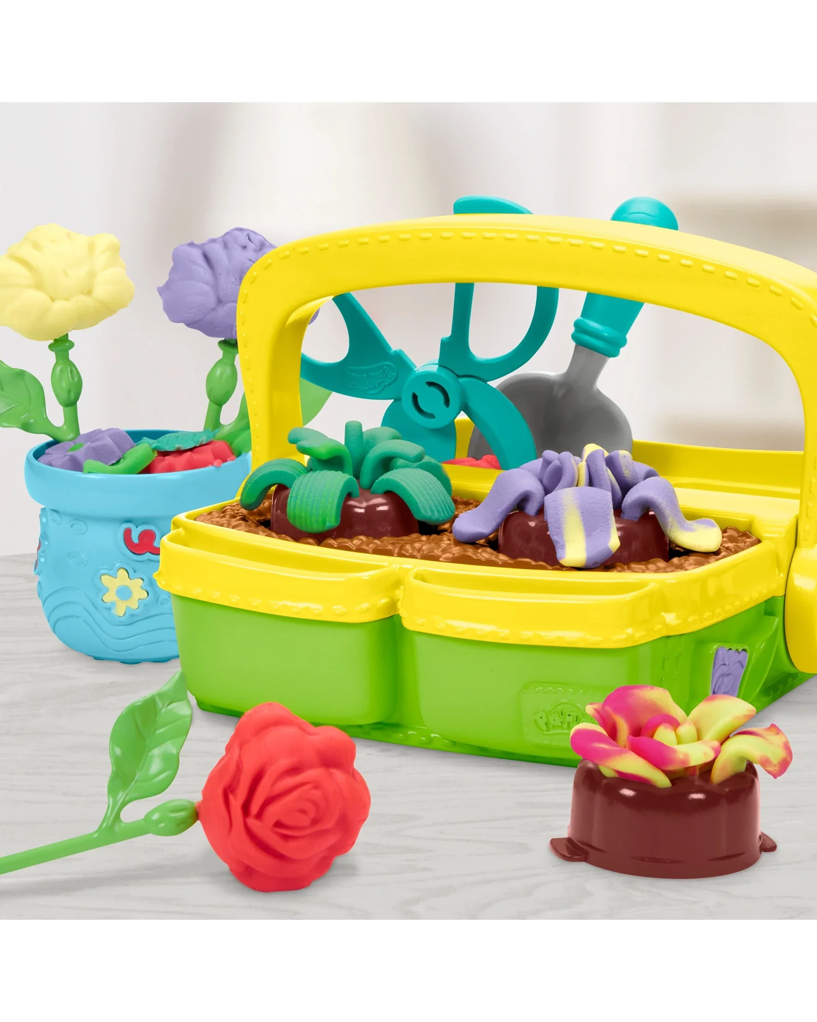 Play-Doh Blooming Flowers Set - Image 20