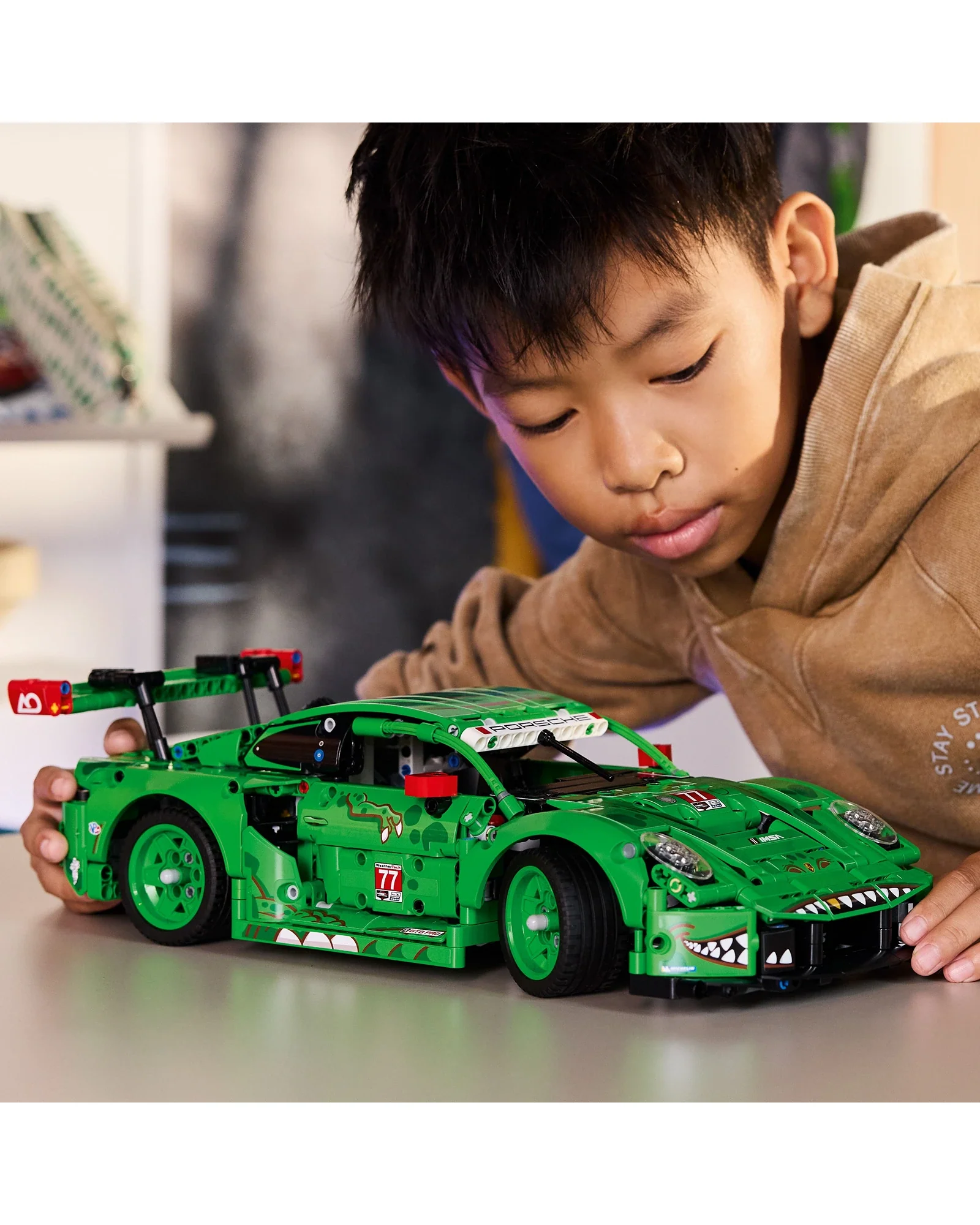 42224 Porsche 911 GT3 R REXY AO Racing Car - Image 2