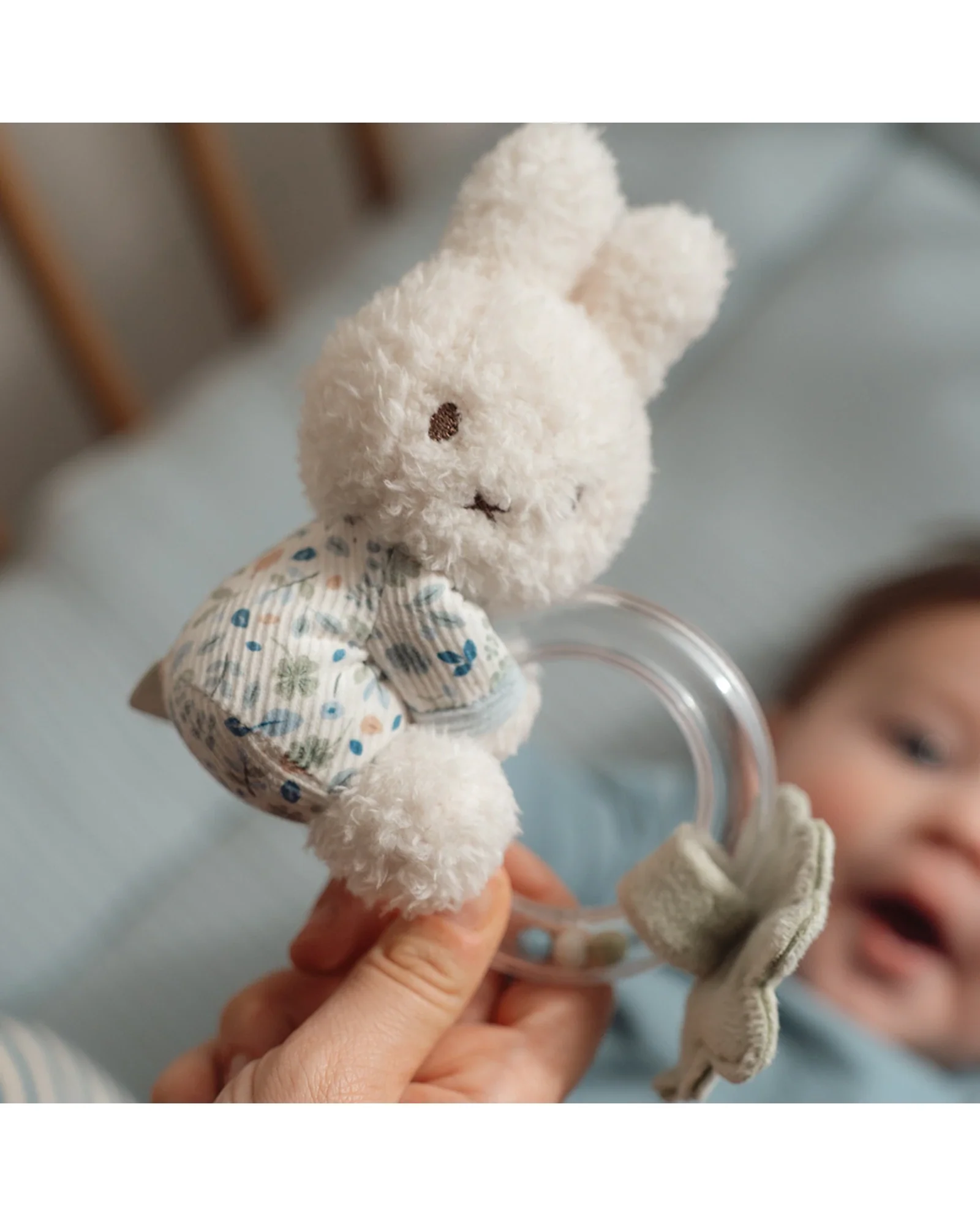 Ring Rattle: Miffy Lucky Leaves - Image 4