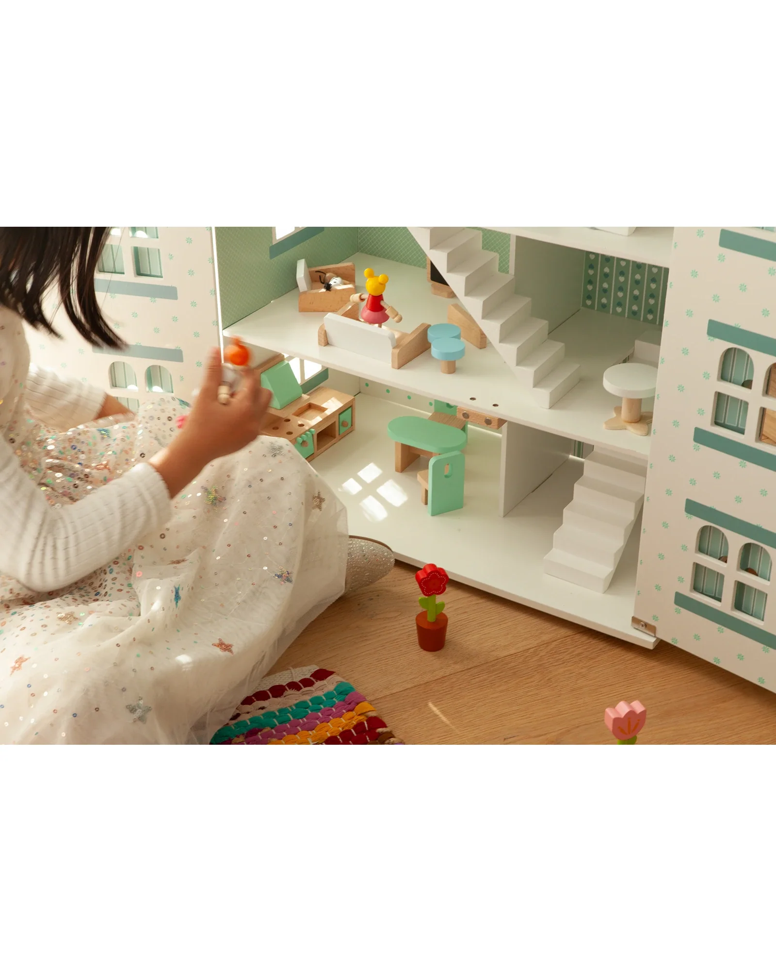 Belle Mansion Doll house - Image 9