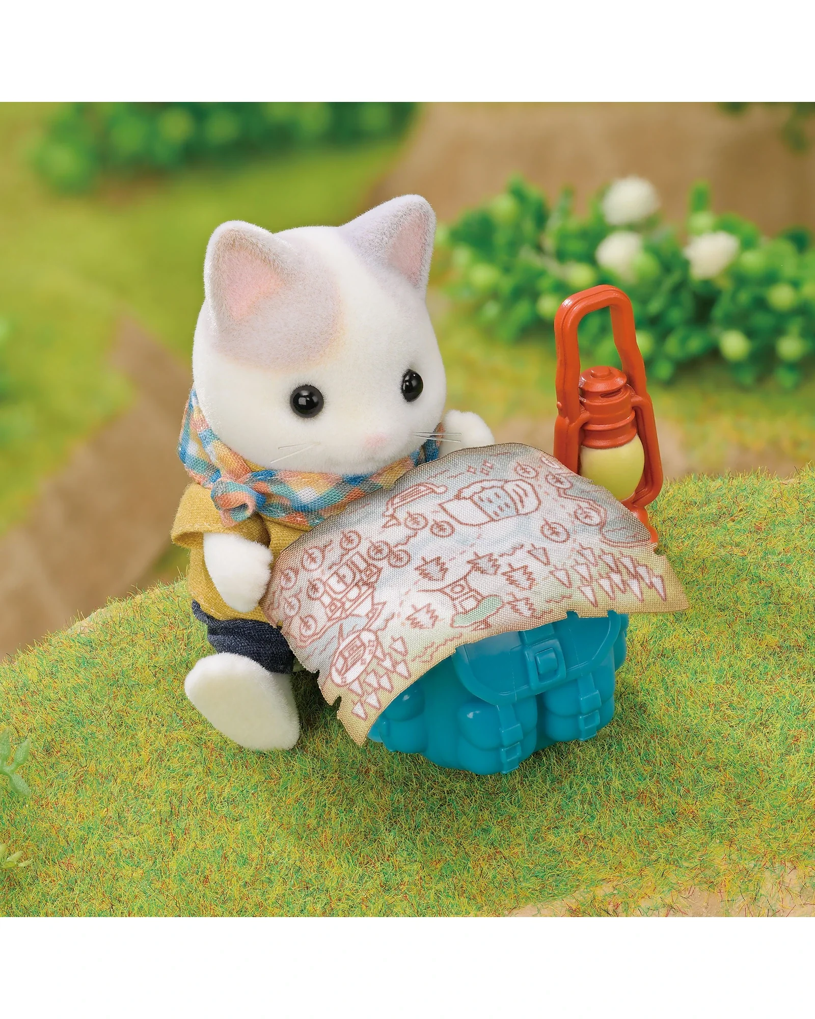 Sylvanian Families Exciting Exploration Set Latte Cat Brother and Baby - Image 3
