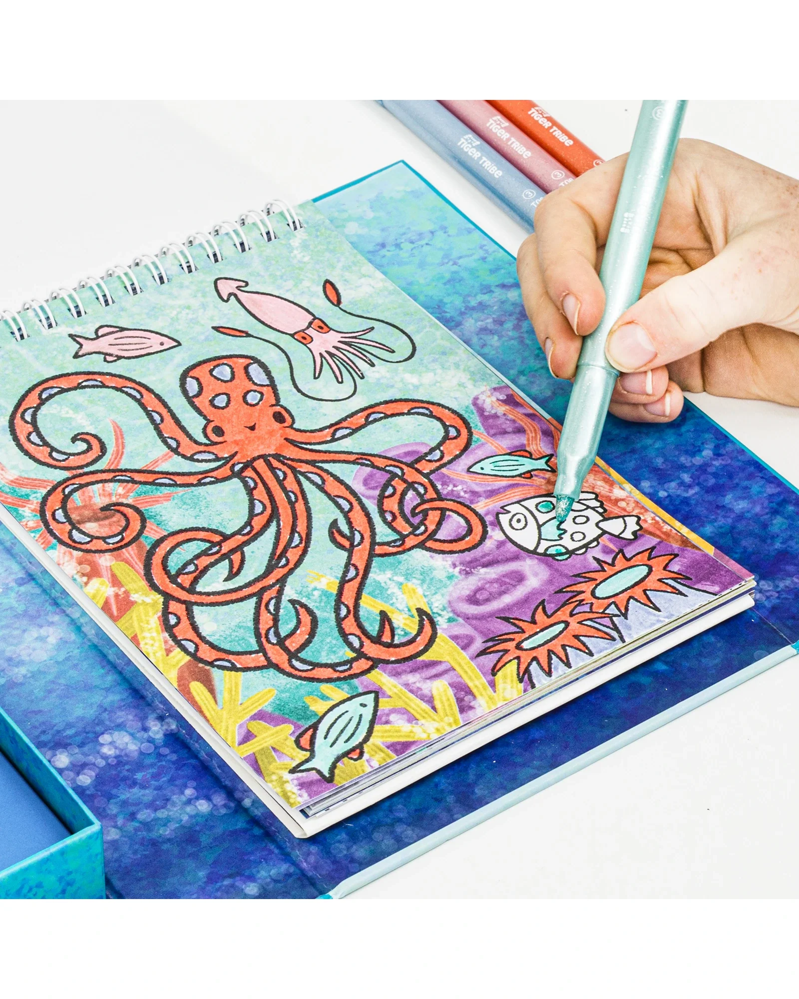 Shimmer Colouring Set - Sea Life - Image 4