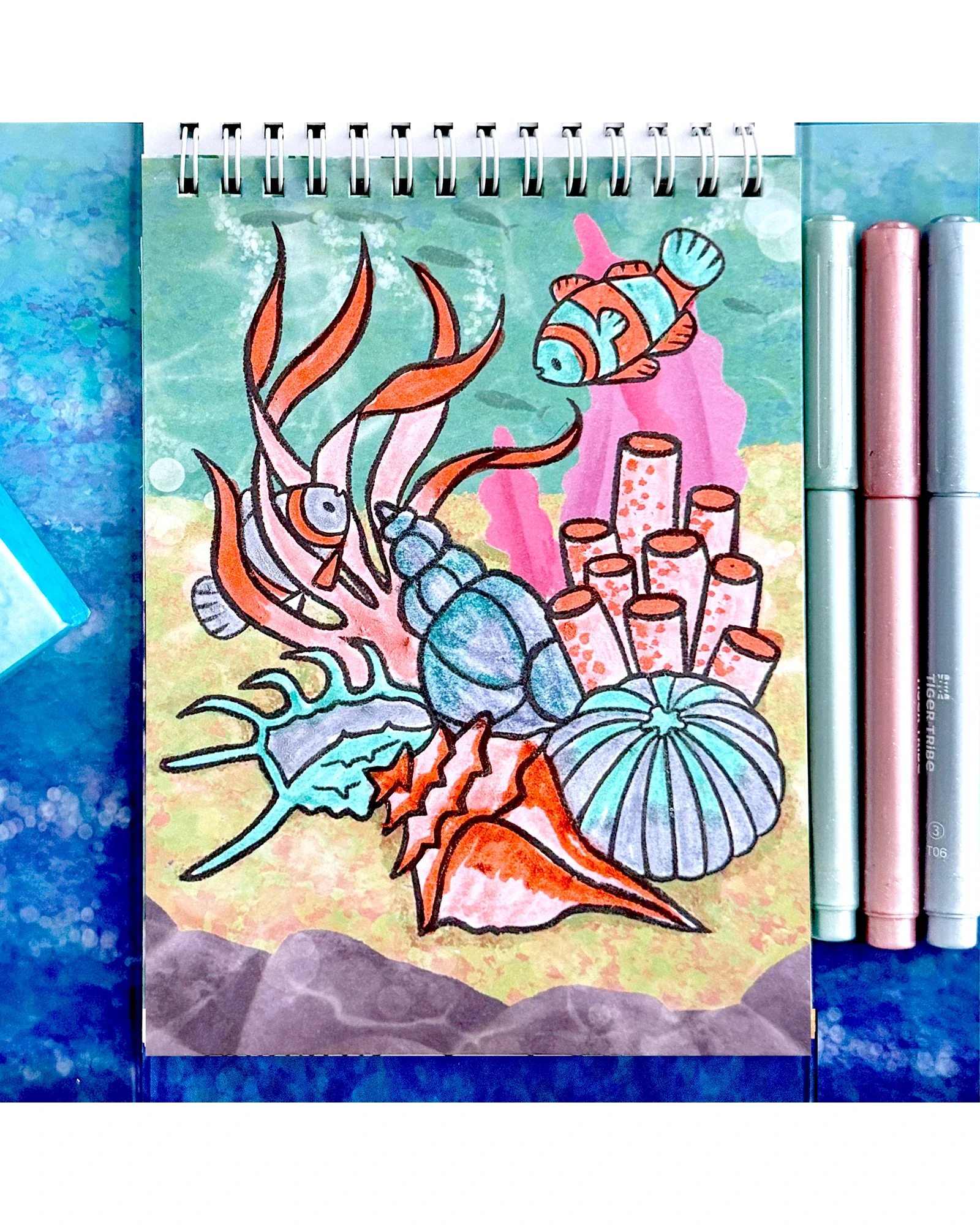Shimmer Colouring Set - Sea Life - Image 5