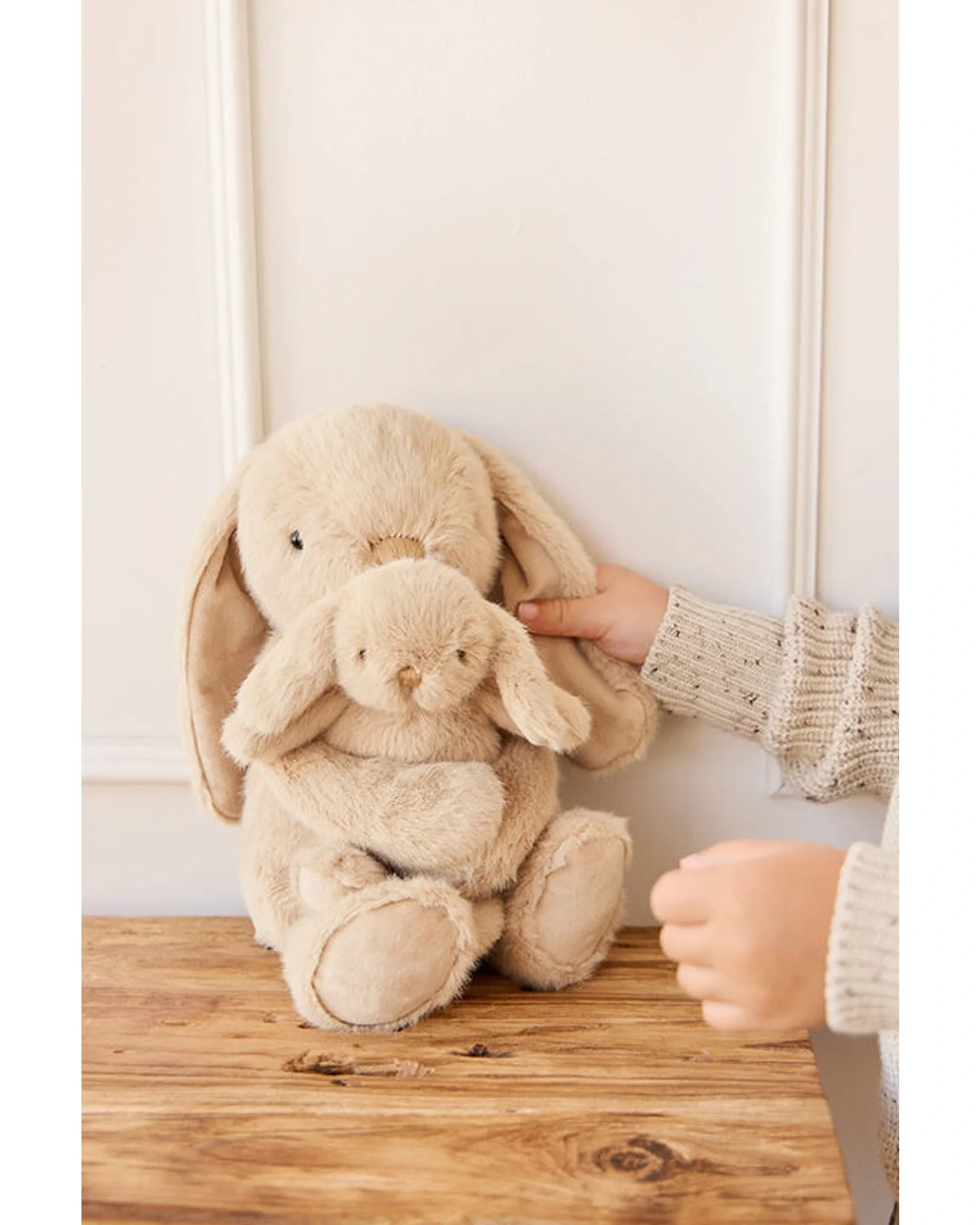 Snuggle Bunnies Frankie the Hugging Bunny Caramel - Image 5