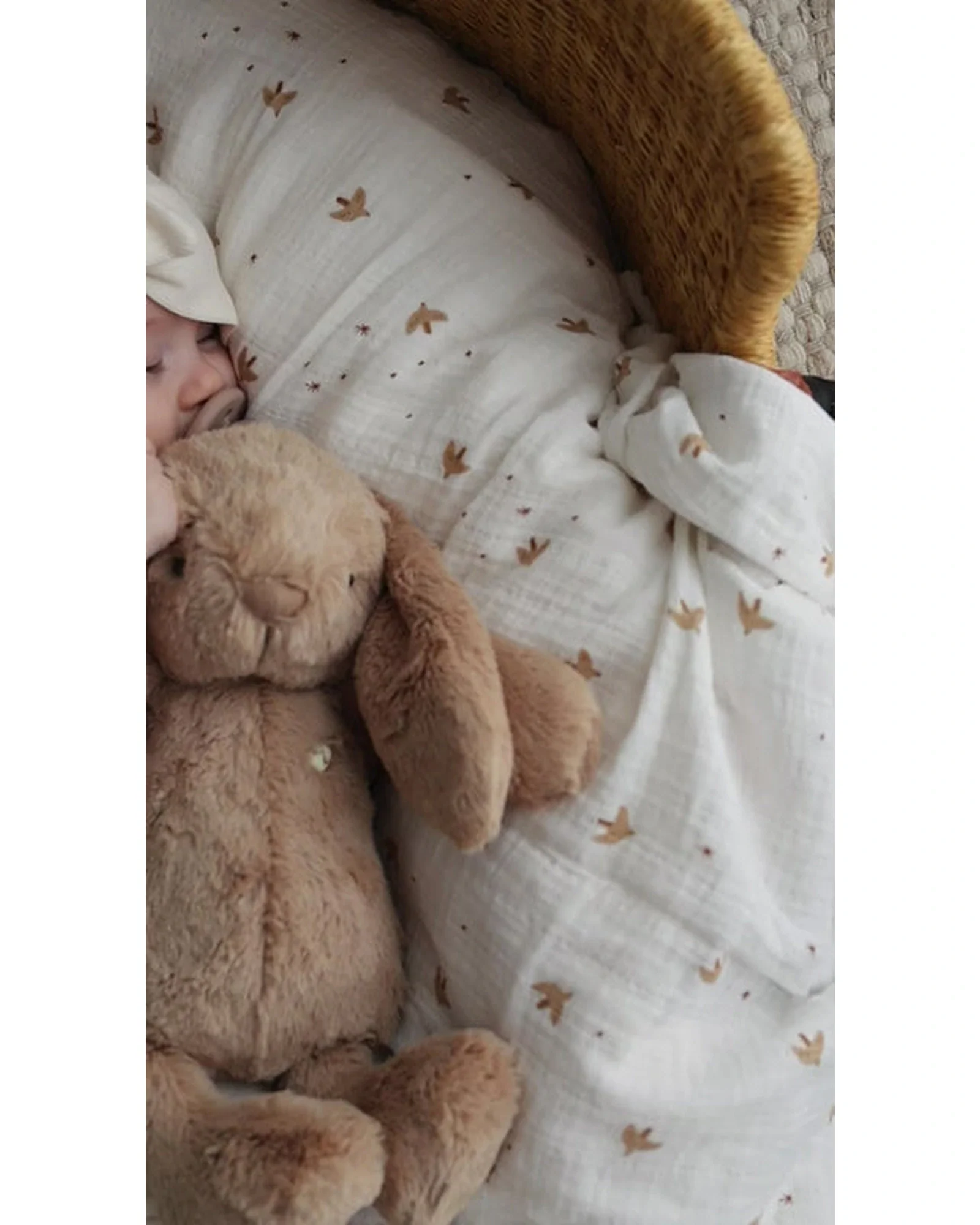 Snuggle Bunnies Penelope Bunny Caramel - Image 3