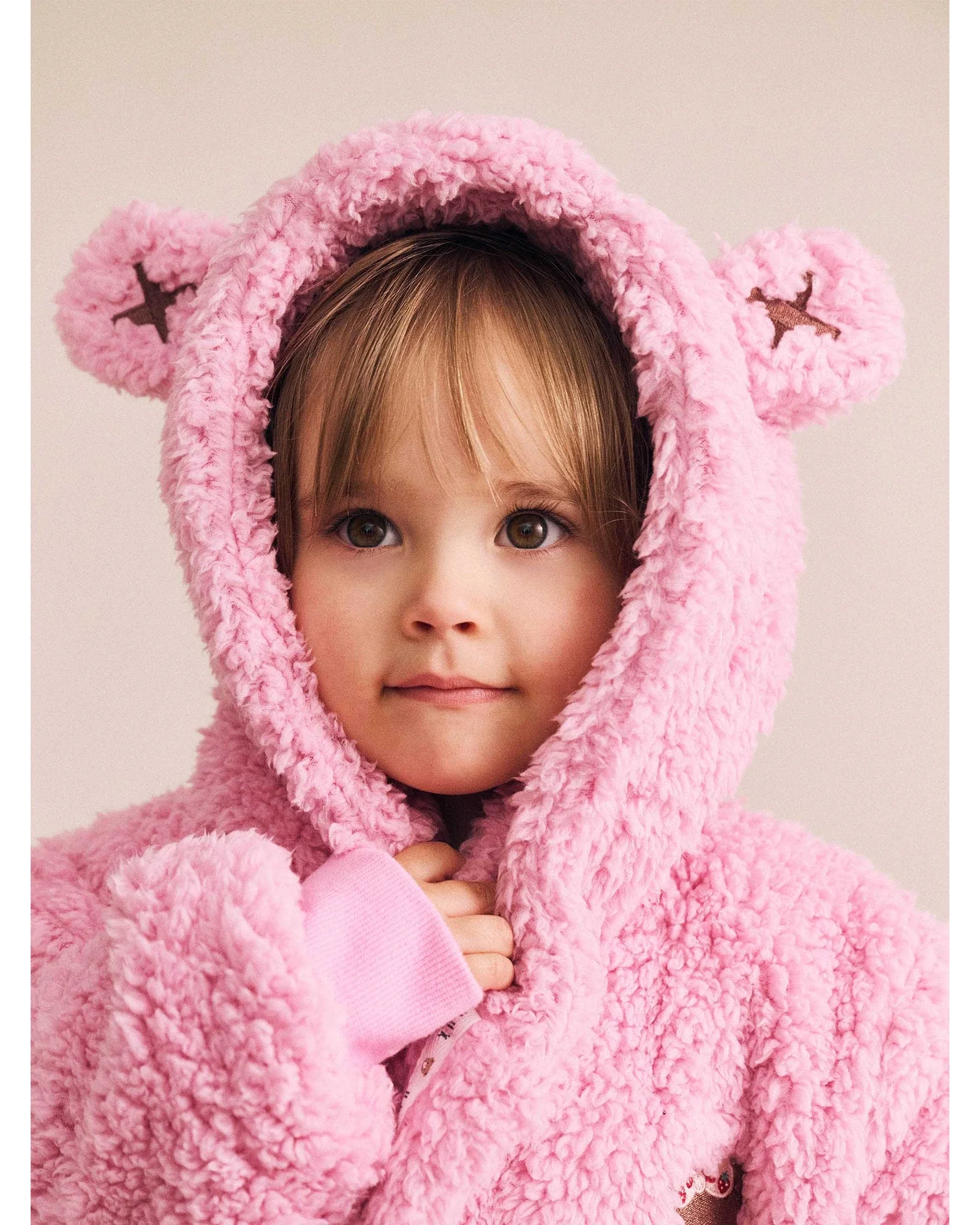 Strawberry Fields Forever Snuggle Gown 5-6Yr - Image 2