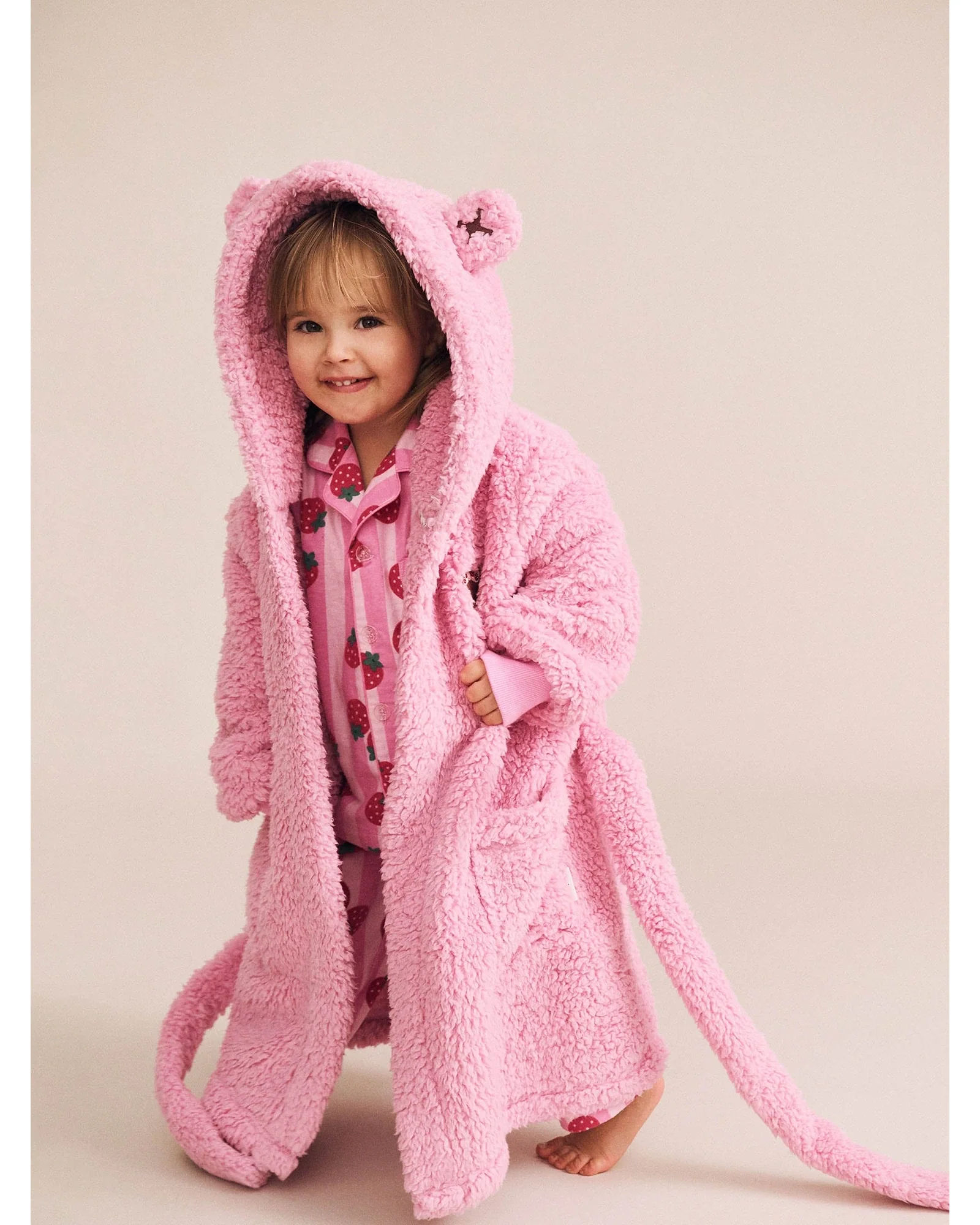 Strawberry Fields Forever Snuggle Gown 5-6Yr - Image 3