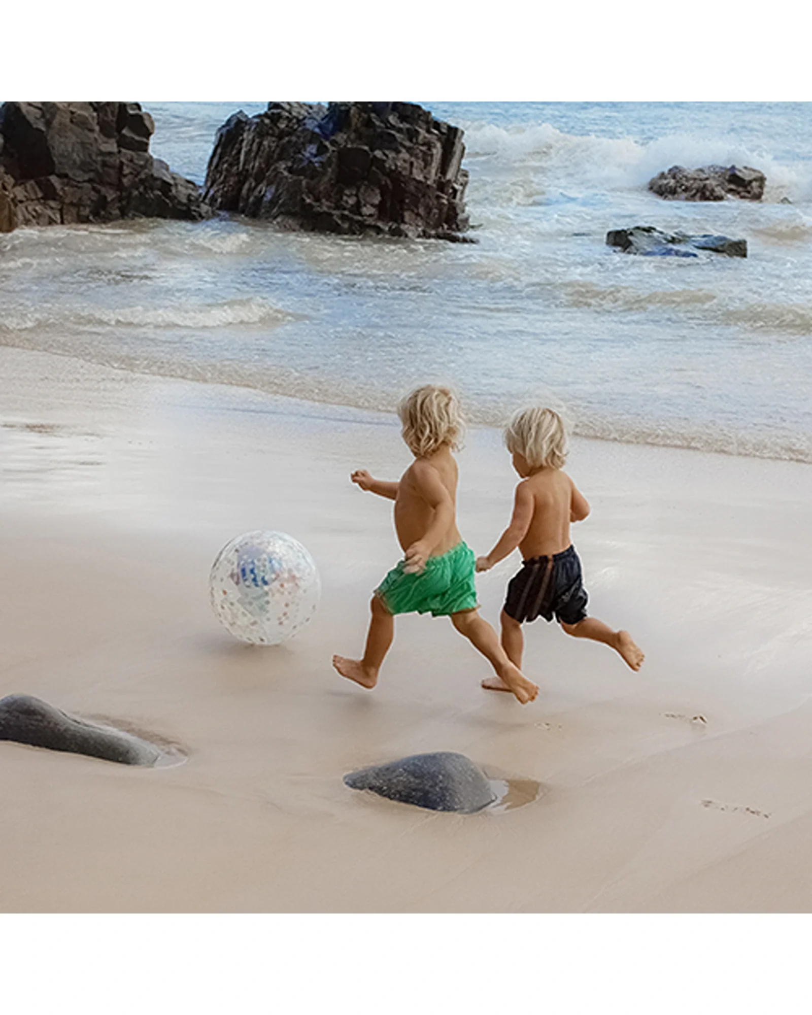 Sunnylife 3D Inflatable Beach Ball Sammy the Seagull Blue Stripe - Image 6
