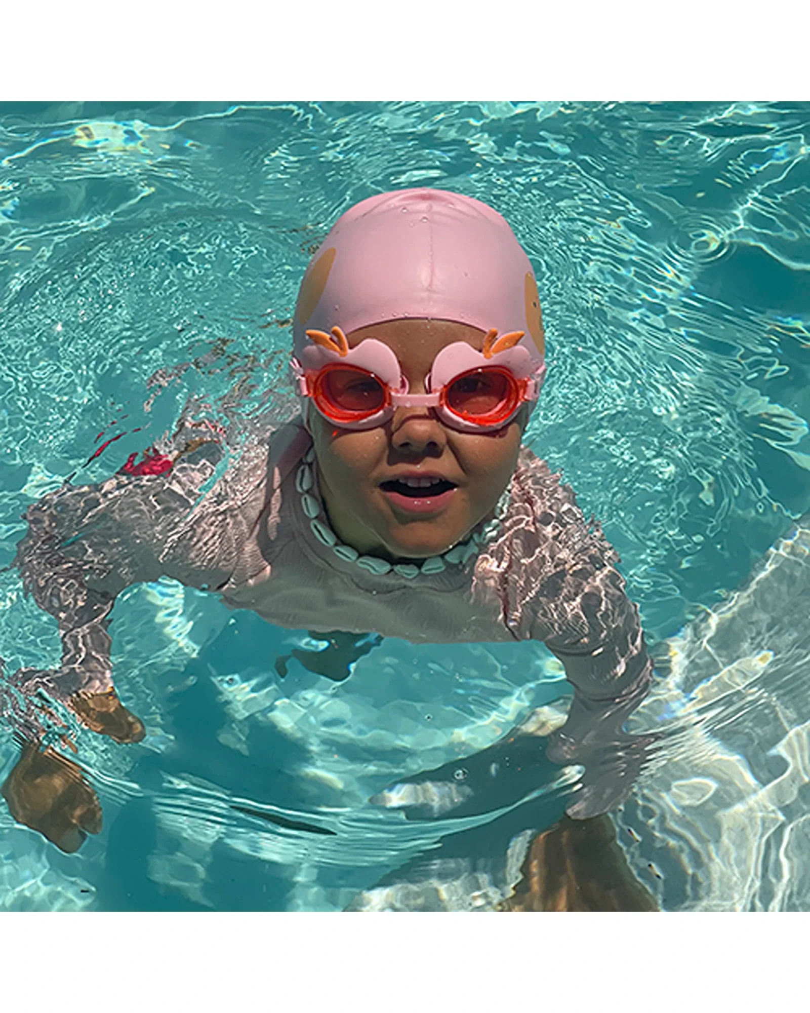 Sunnylife Kids Swim Goggles Cotton Candy Cherry - Image 6