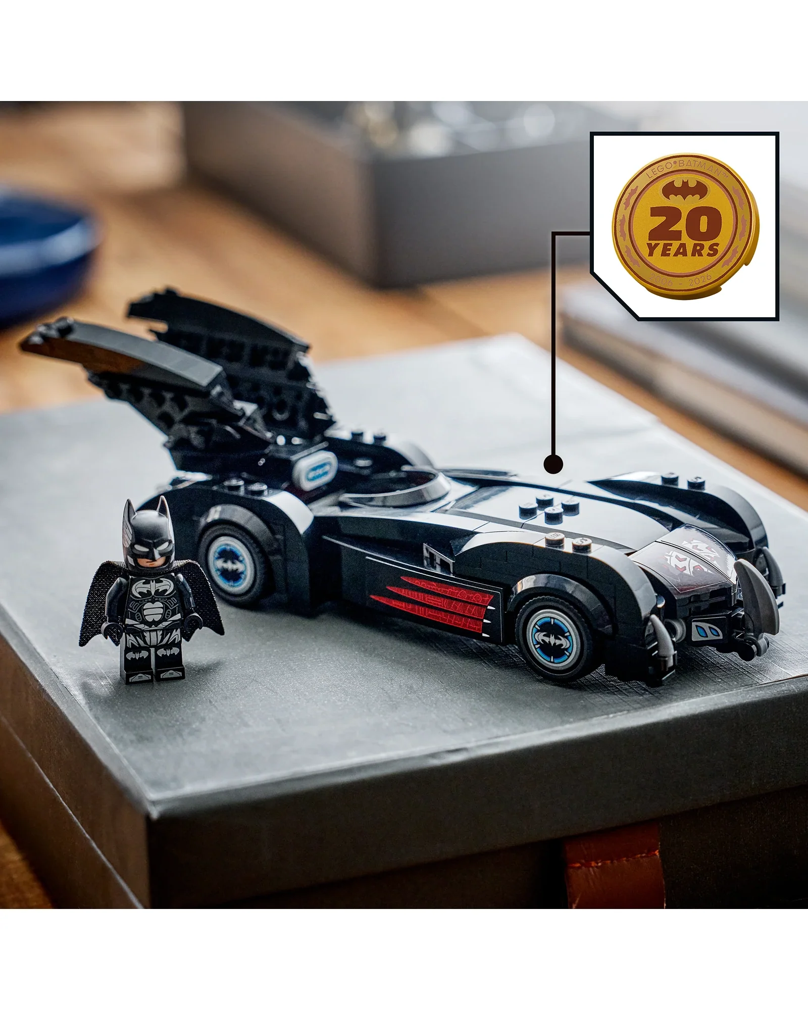 76333 Batman & Robin Batmobile - Image 6