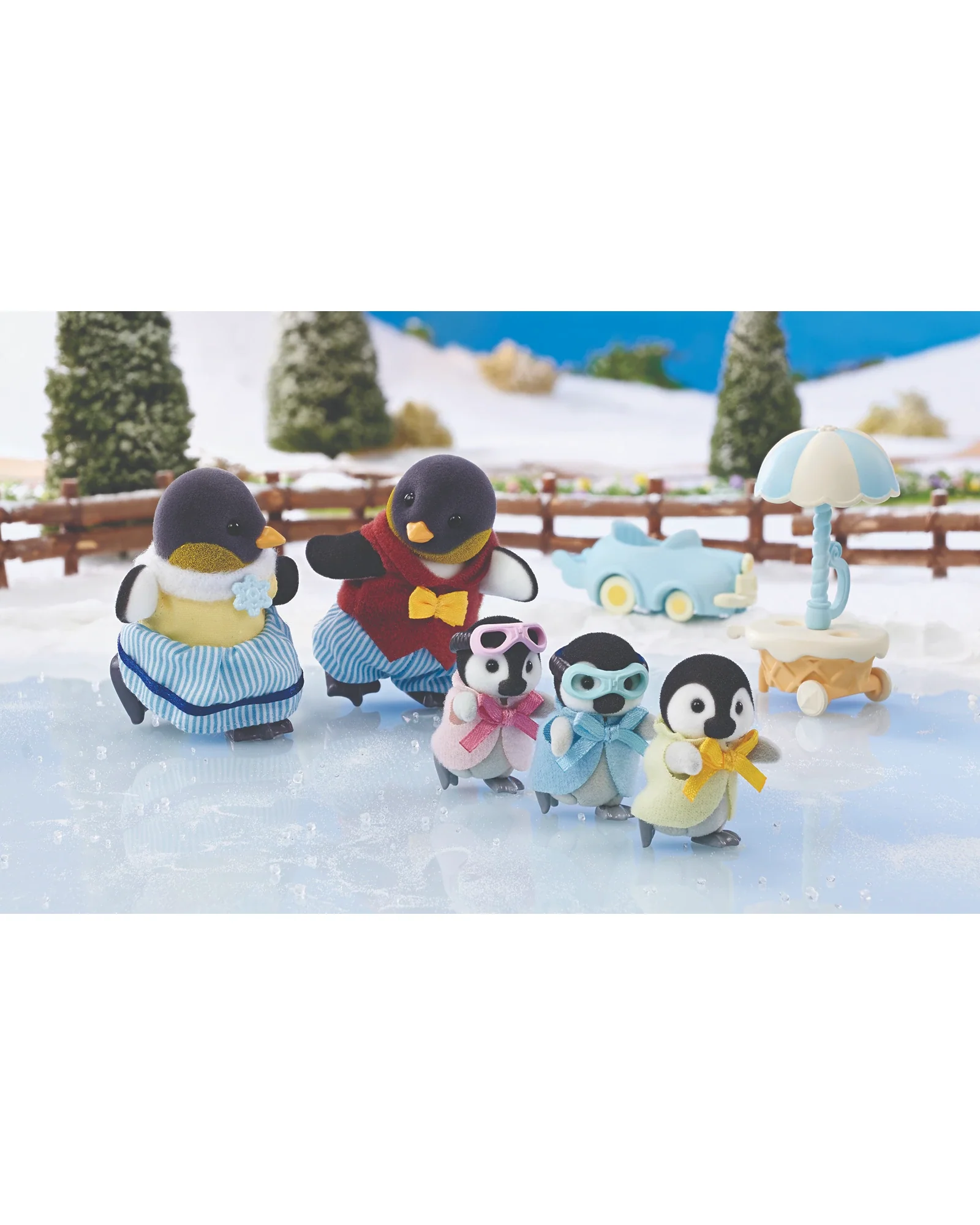 Sylvanian Families Penguin Family - Image 4