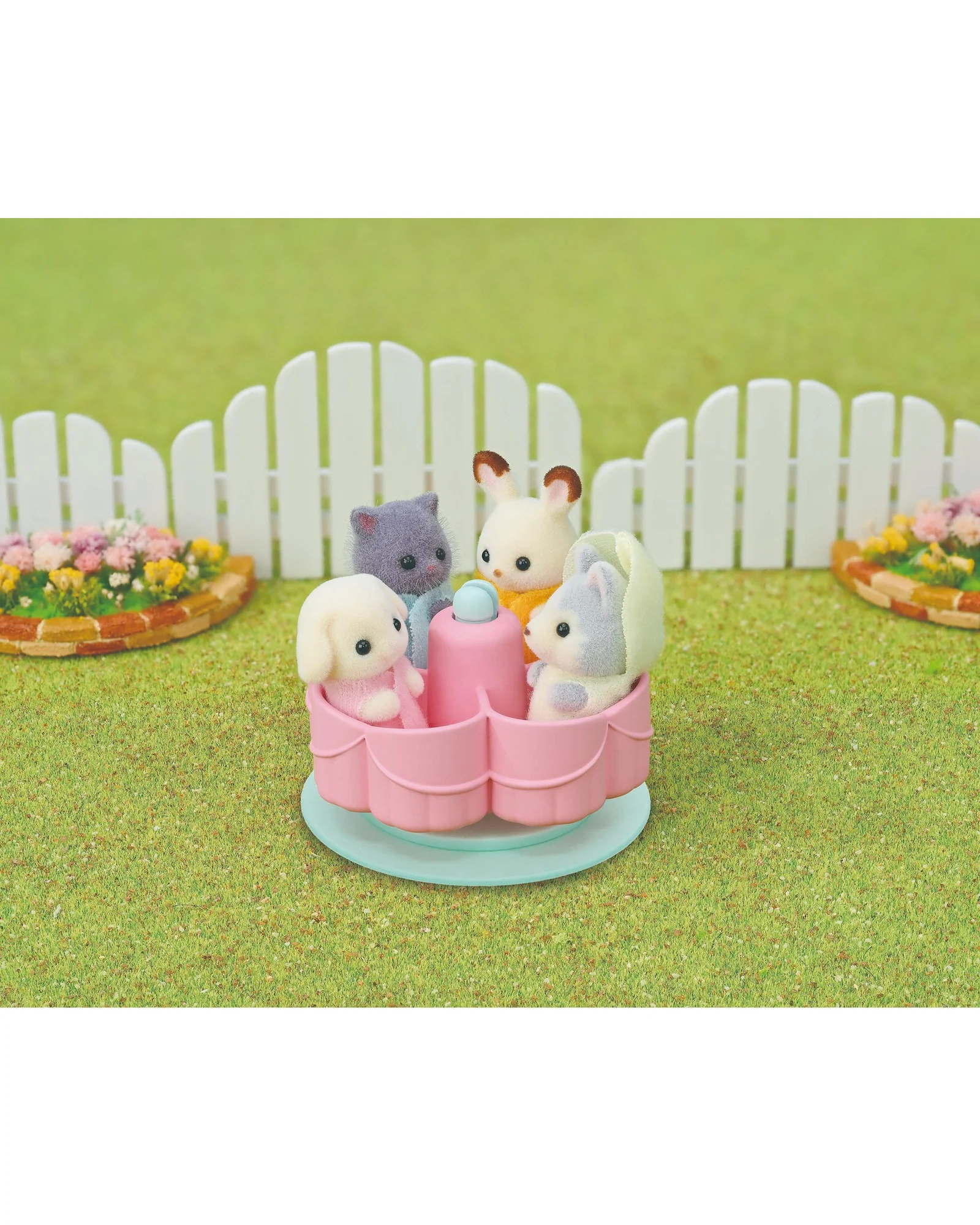 Sylvanian Families Rainbow Fun Nursery Bus - Image 11