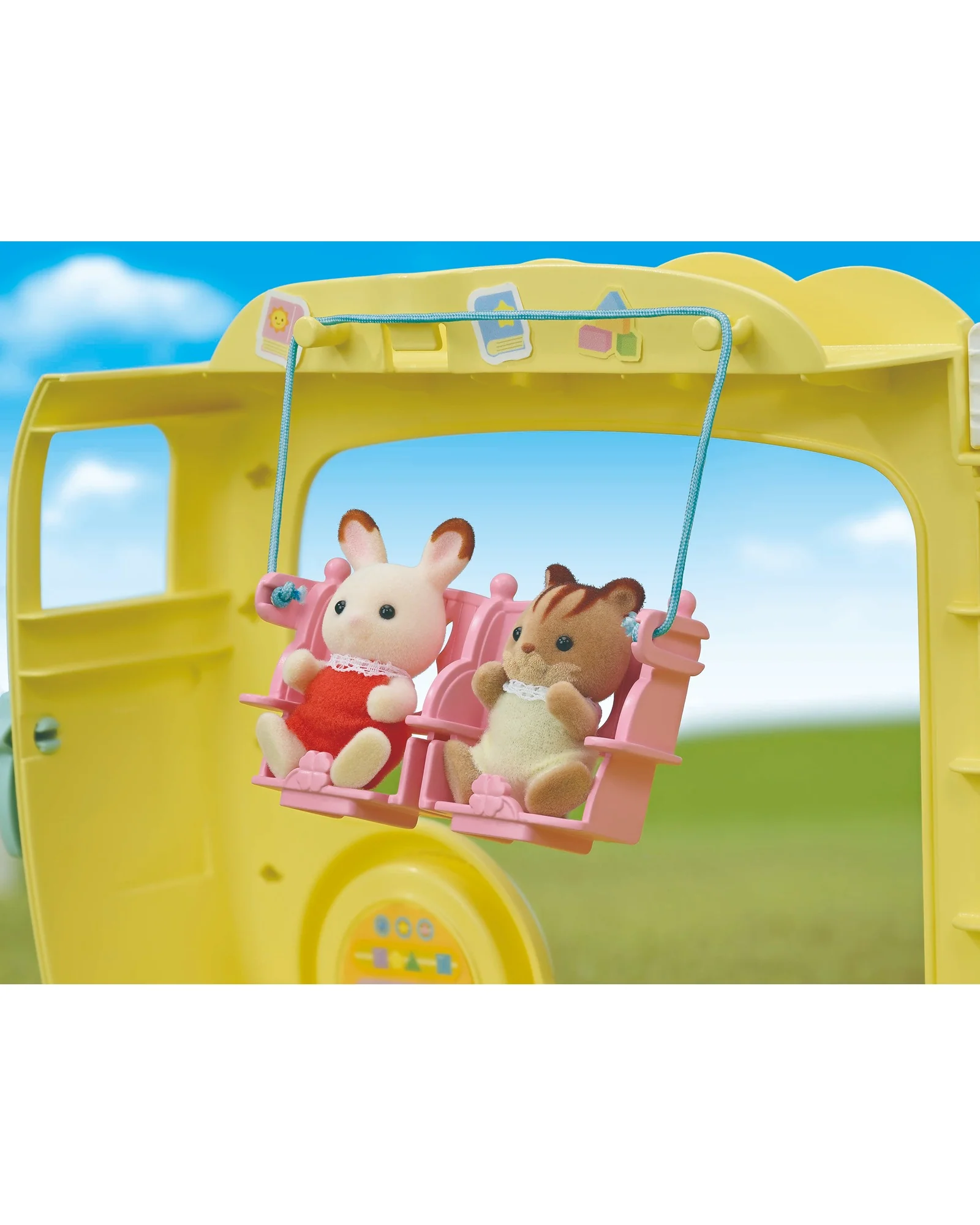 Sylvanian Families Rainbow Fun Nursery Bus - Image 8