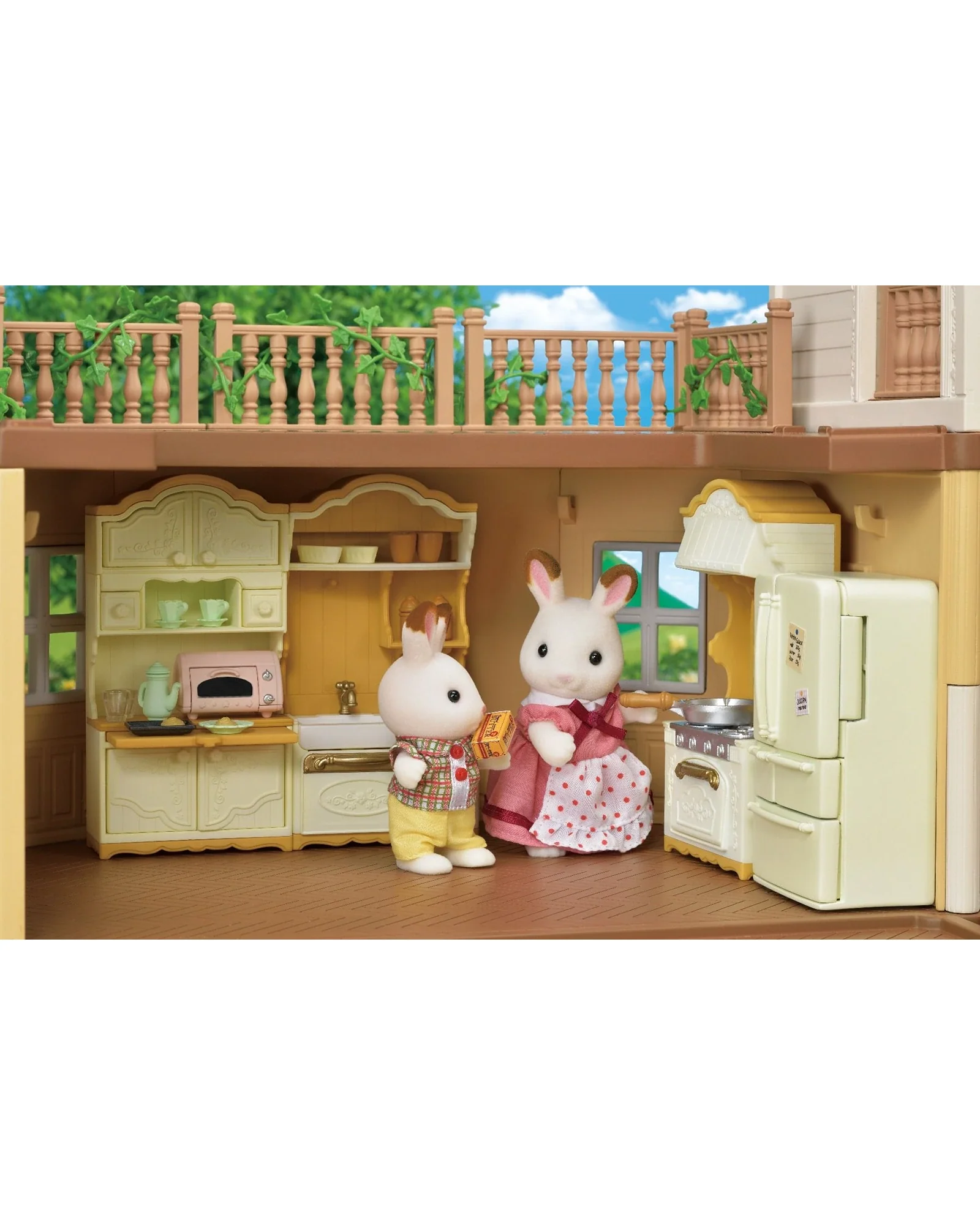 Sylvanian Families Red Roof Country Home with Attic - Image 6