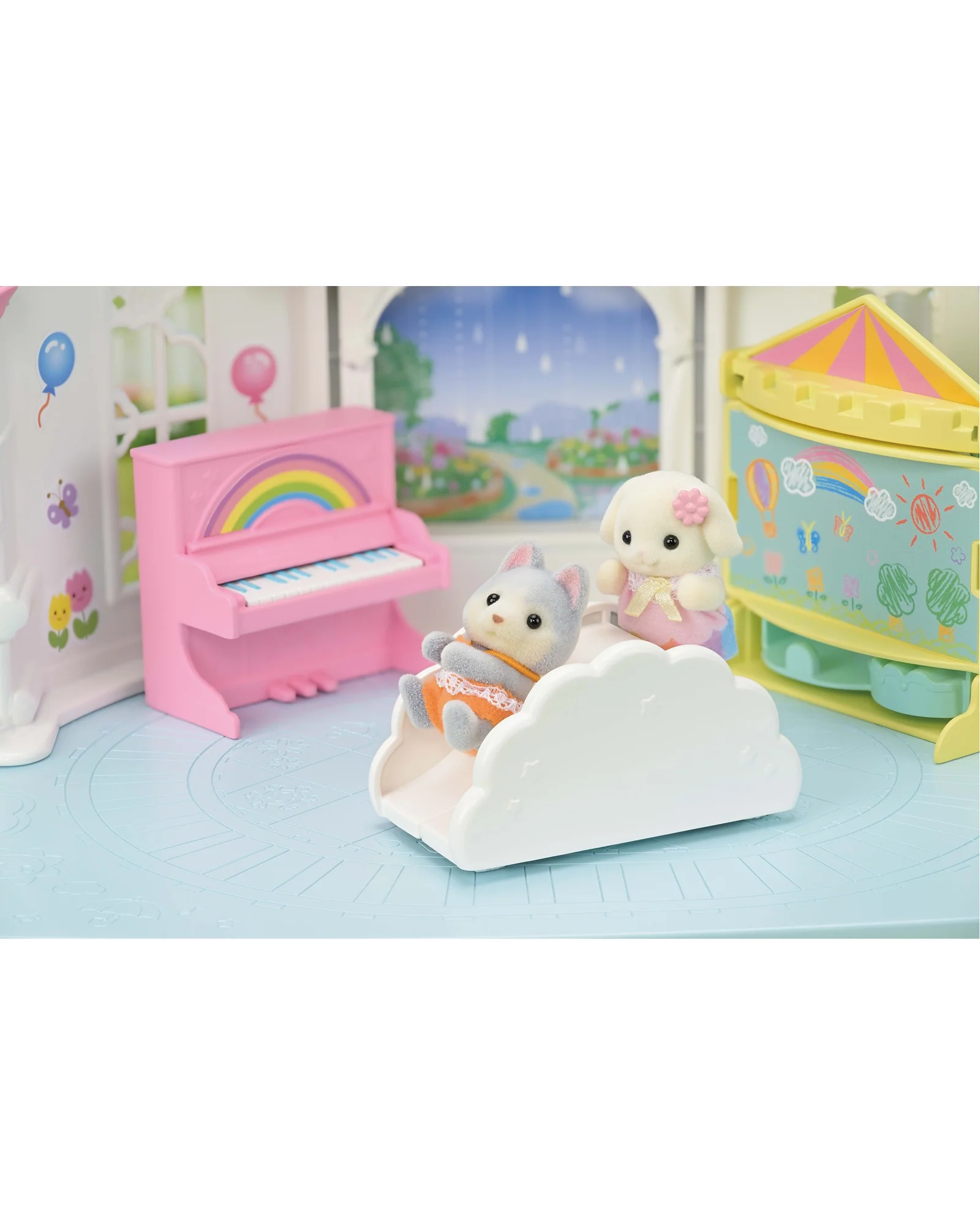 Sylvanian Families Sunny Castle Nursery - Image 14