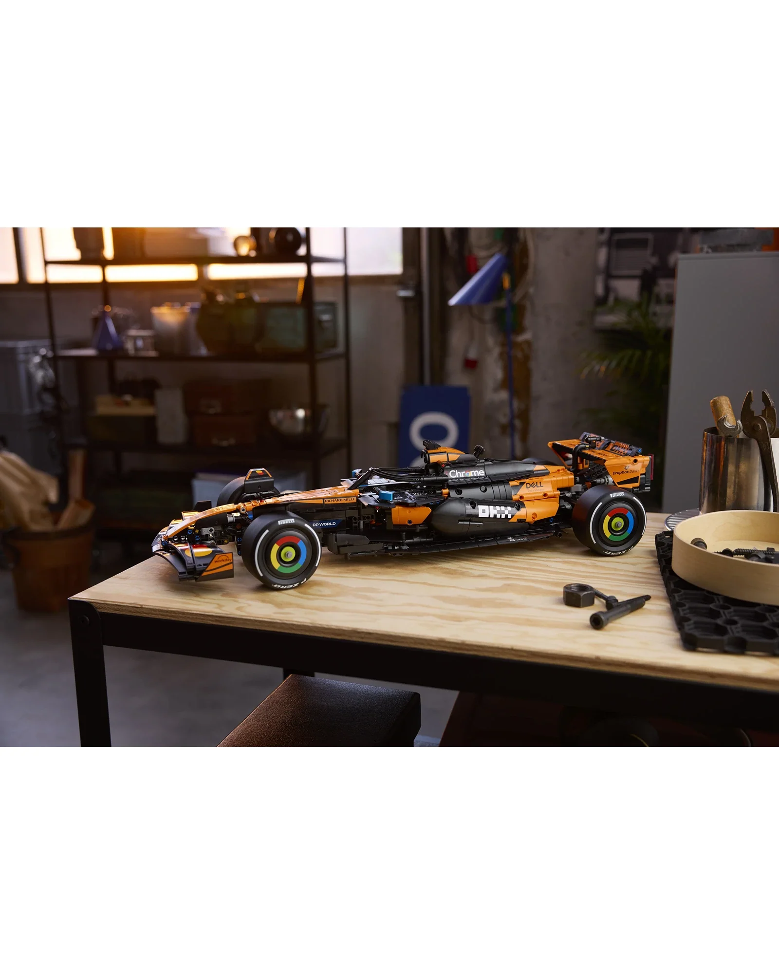 42228 McLaren MCL39 F1® Car - Image 4