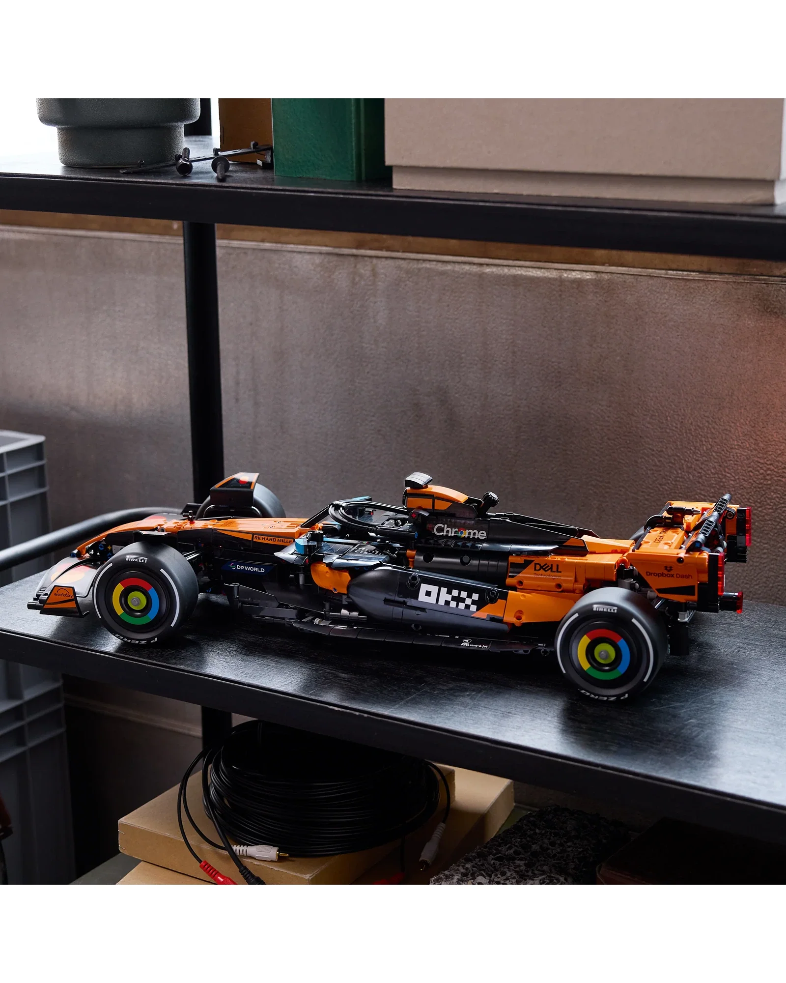 42228 McLaren MCL39 F1® Car - Image 6