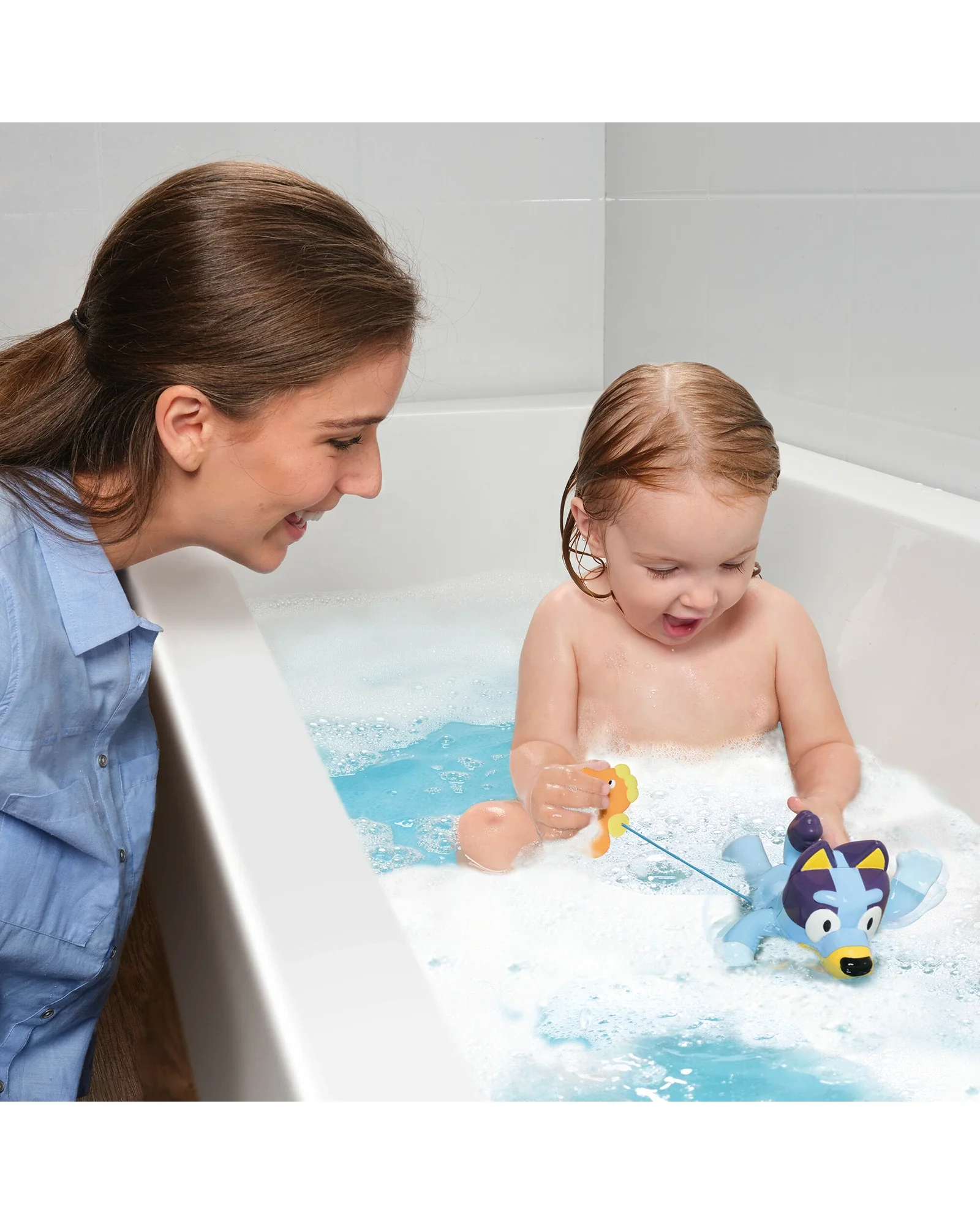 TOMY Swimming Bluey Bath Toy - Image 3