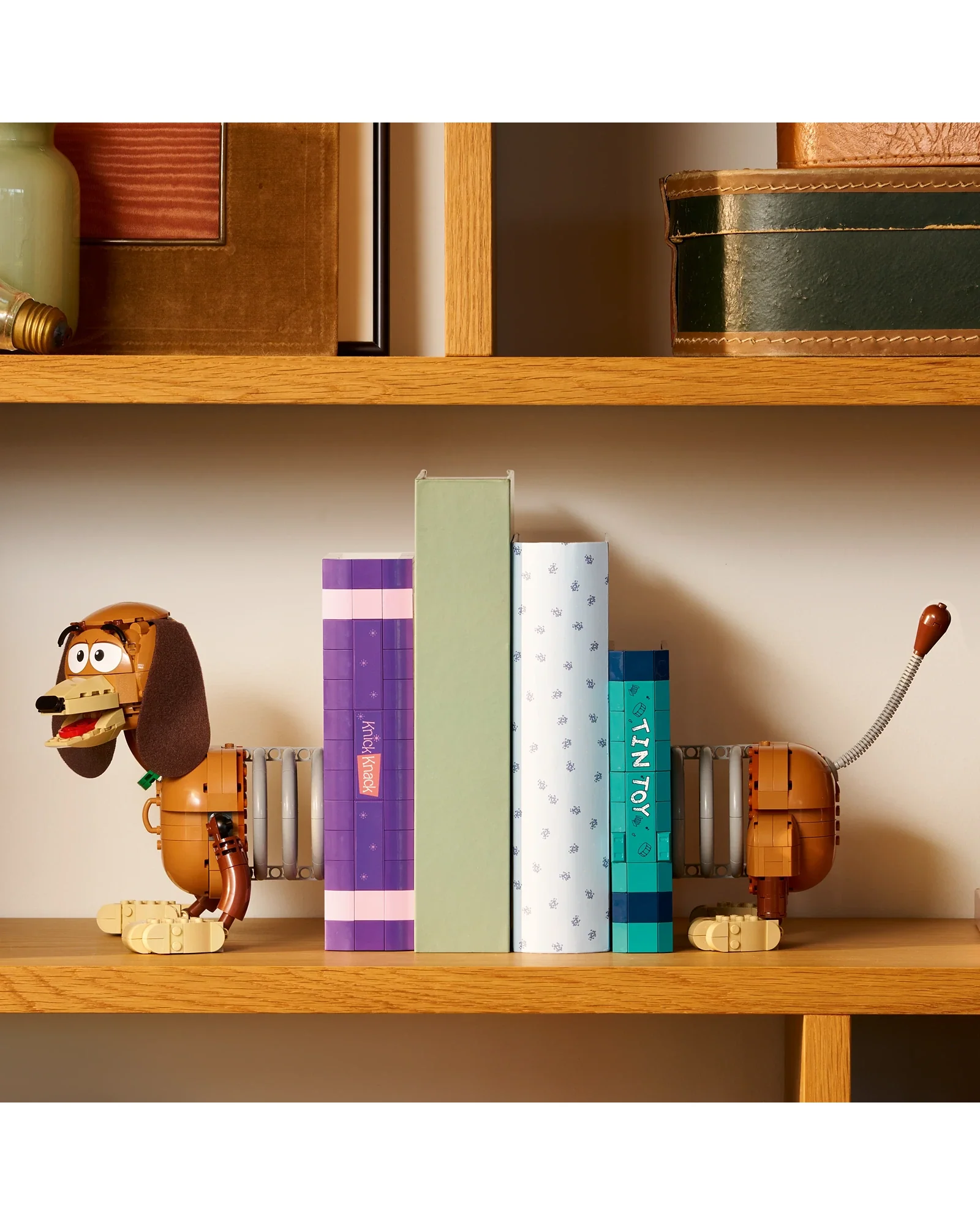 43301 Toy Story Slinky Dog Bookends - Image 2