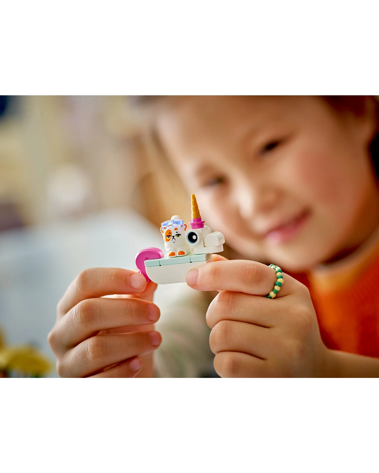42658 Unicorn & Flamingo Pool Party - Image 5